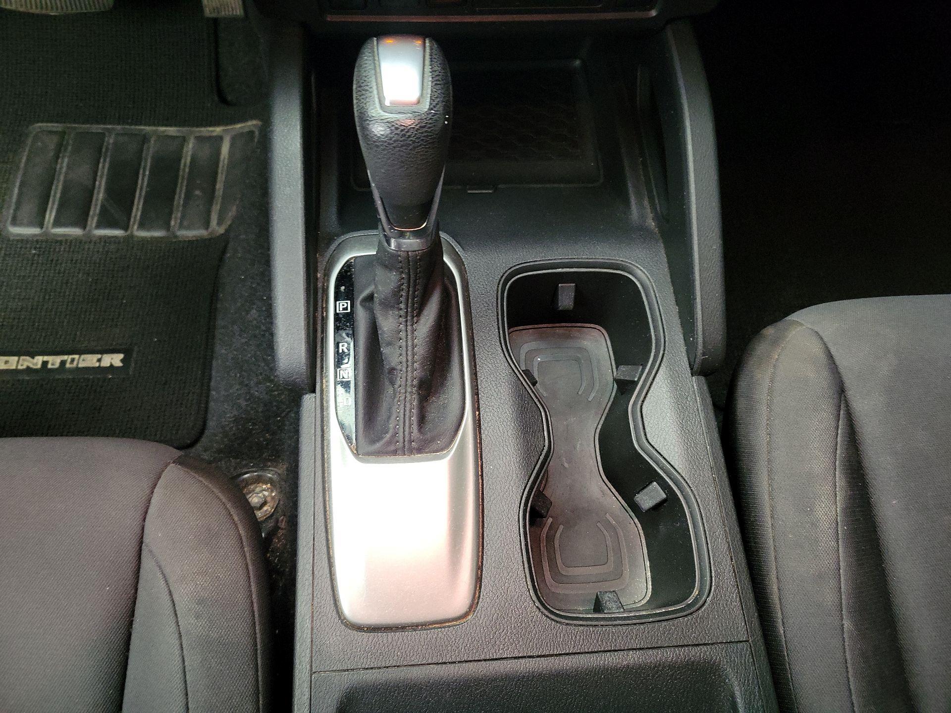 Thumbnail: 2022 Nissan Frontier - 17