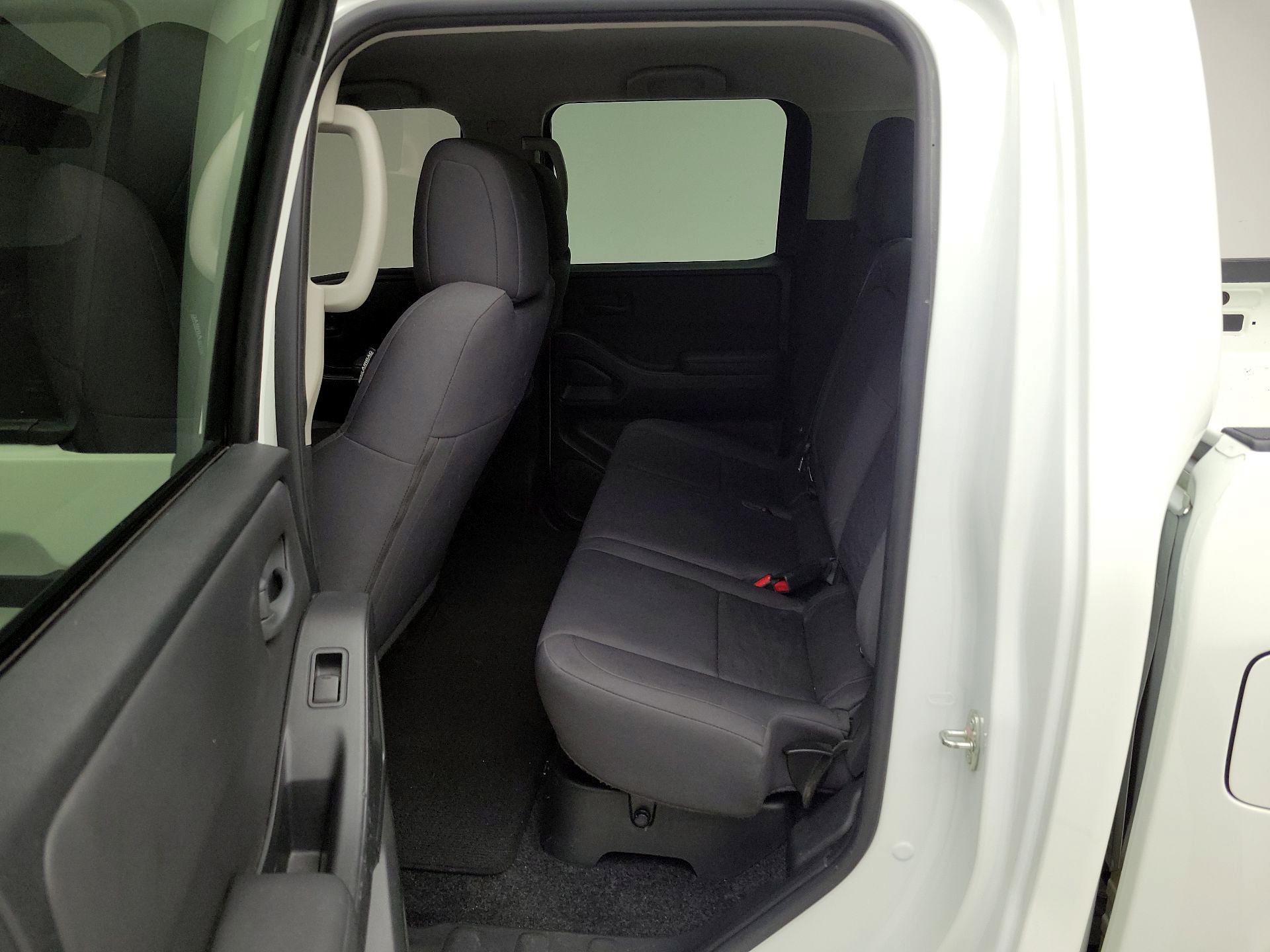 Thumbnail: 2022 Nissan Frontier - 19