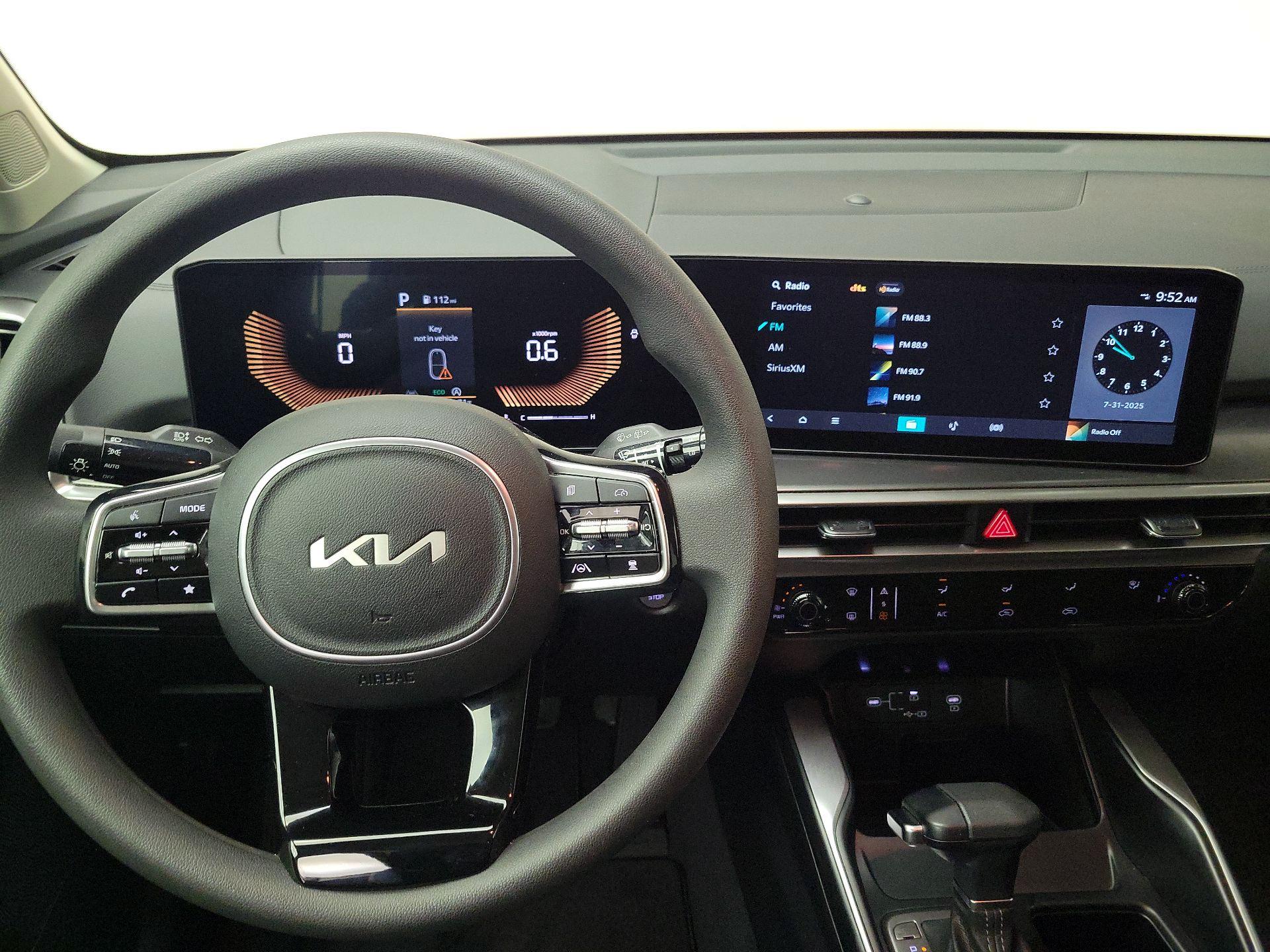 Thumbnail: 2025 Kia Sorento - 10