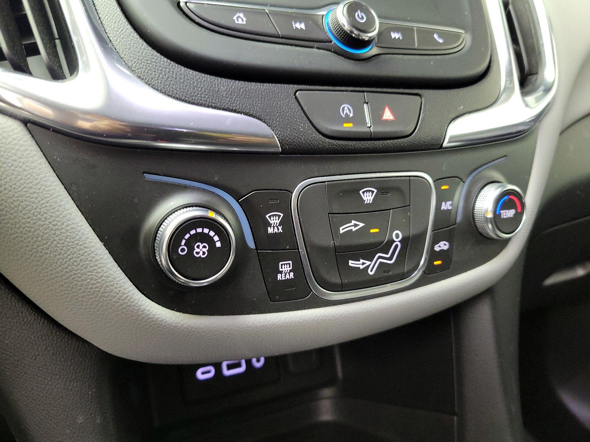 Thumbnail: 2022 Chevrolet Equinox - 16