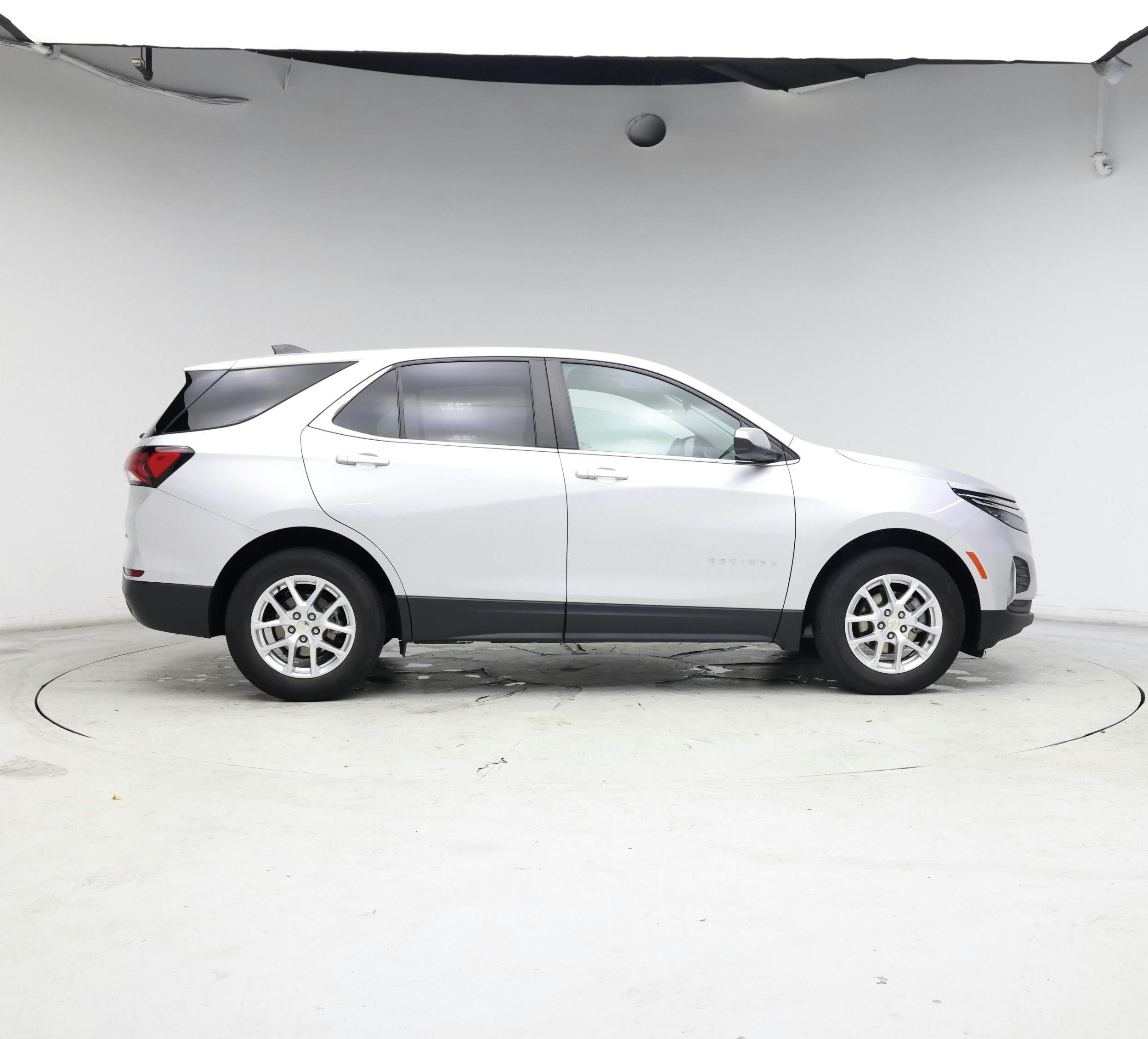 Thumbnail: 2022 Chevrolet Equinox - 7