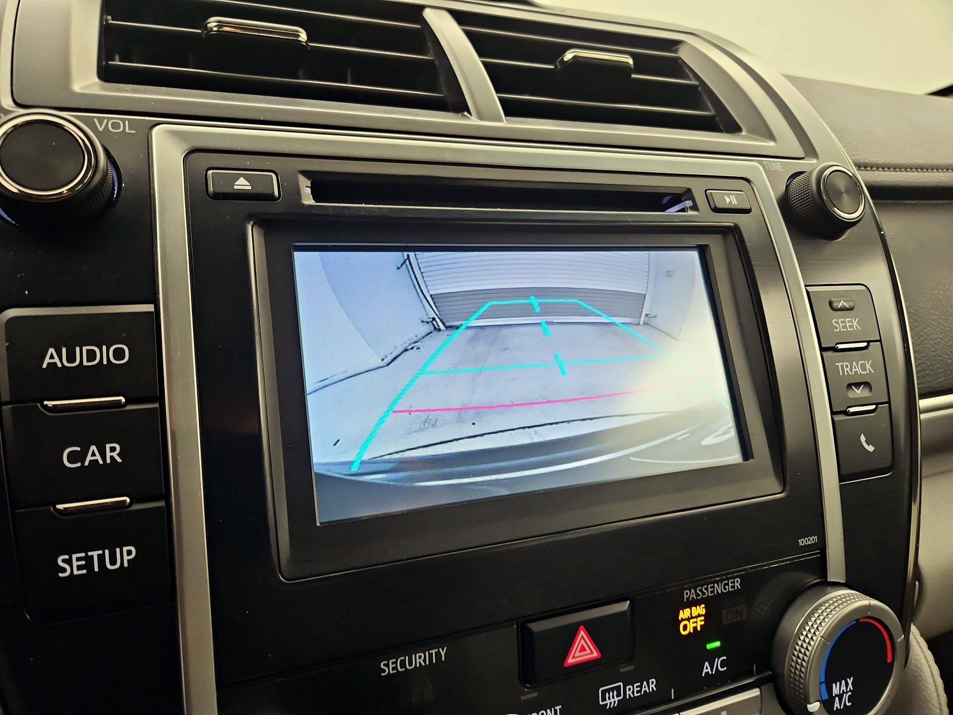 Thumbnail: 2014 Toyota Camry - 14