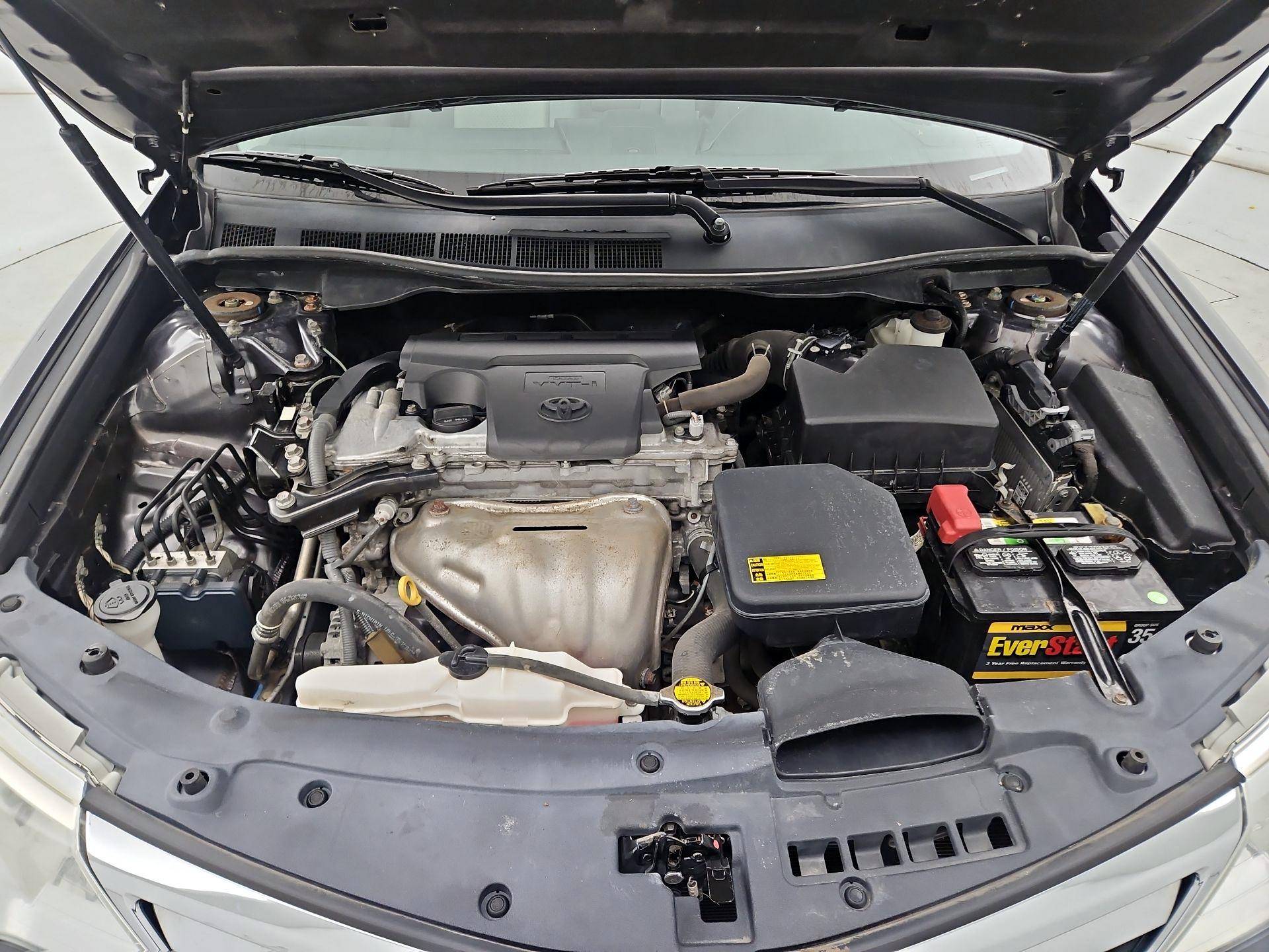 Thumbnail: 2014 Toyota Camry - 20
