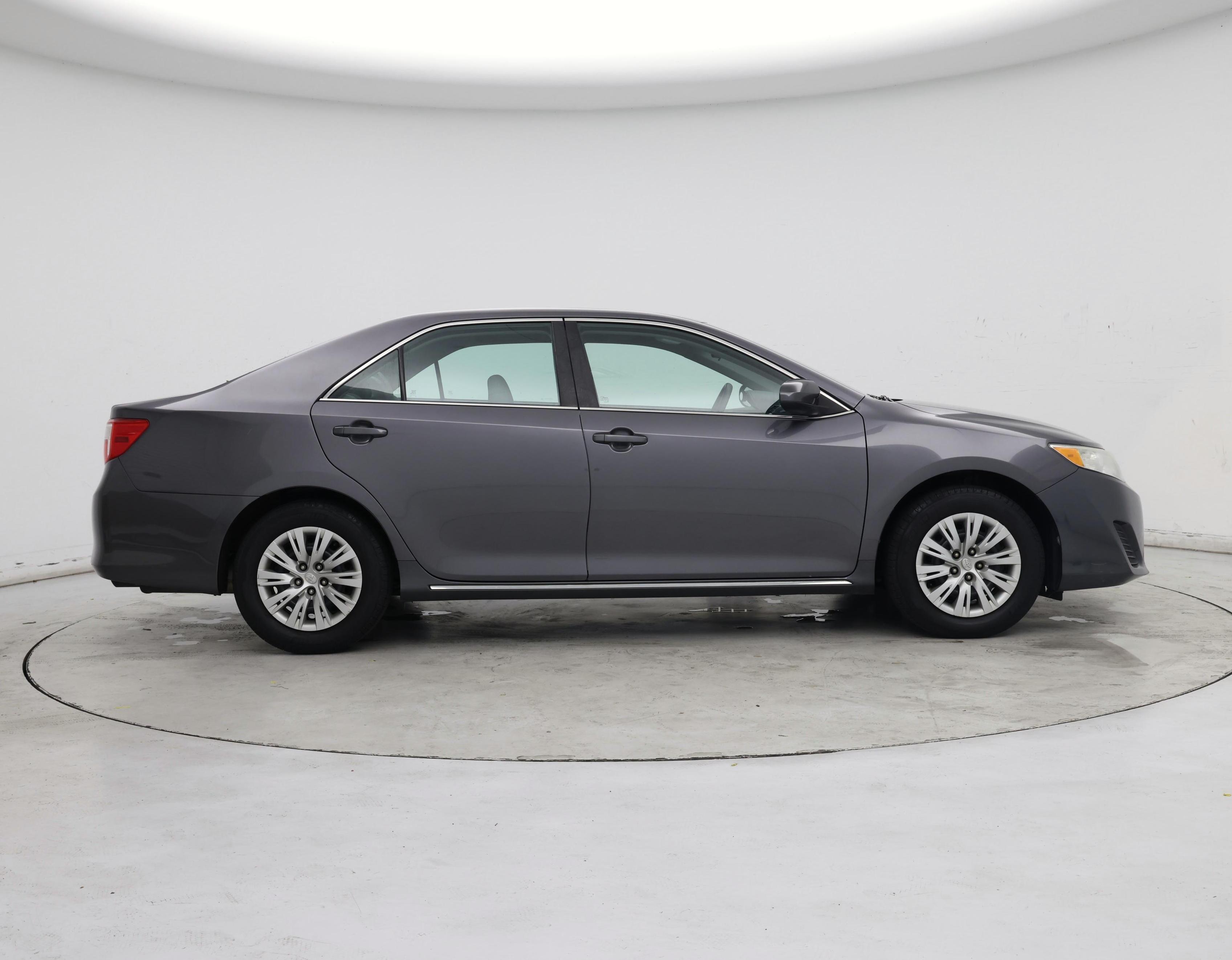 Thumbnail: 2014 Toyota Camry - 7