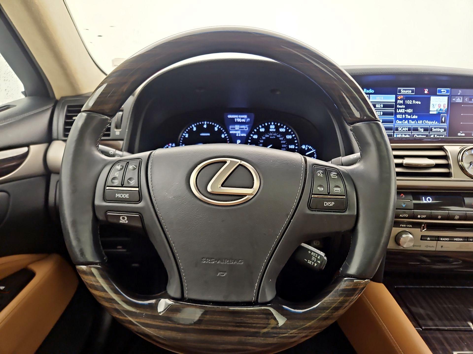 Thumbnail: 2015 Lexus LS - 10