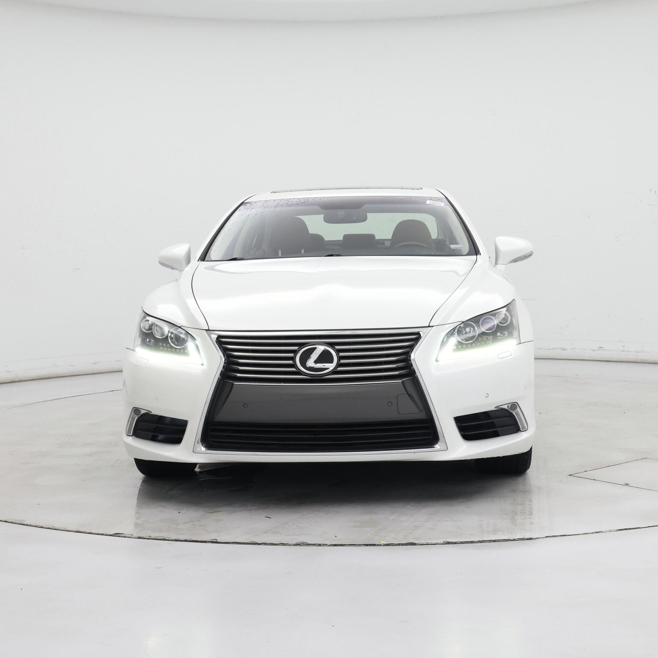 Thumbnail: 2015 Lexus LS - 5