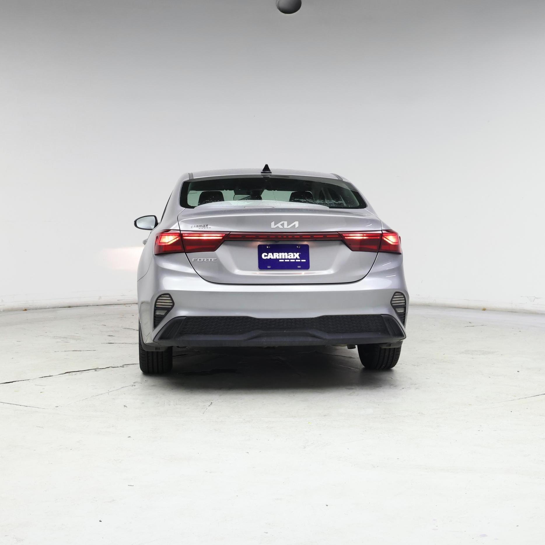 Thumbnail: 2023 Kia Forte - 6