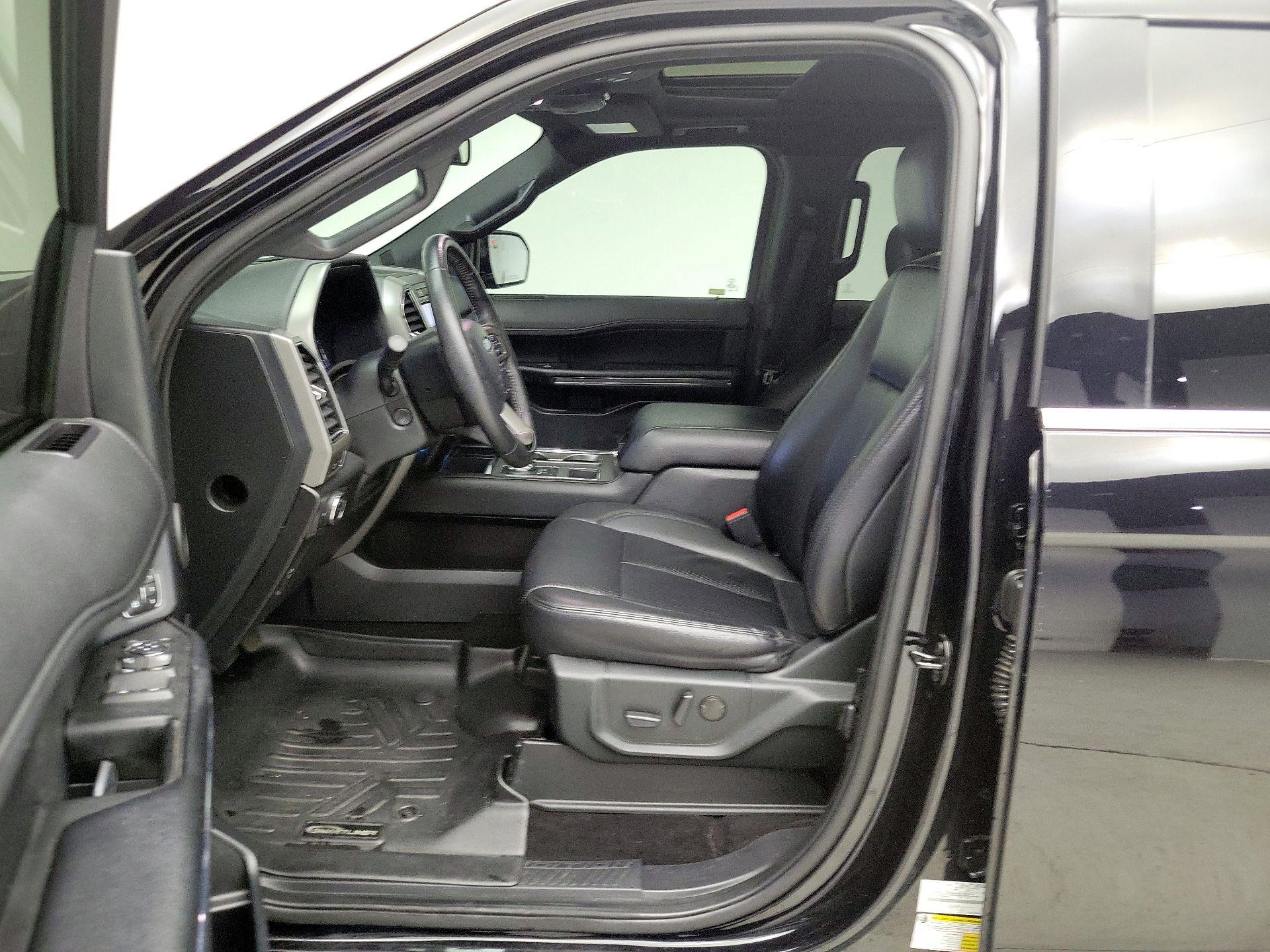 Thumbnail: 2020 Ford Expedition - 11