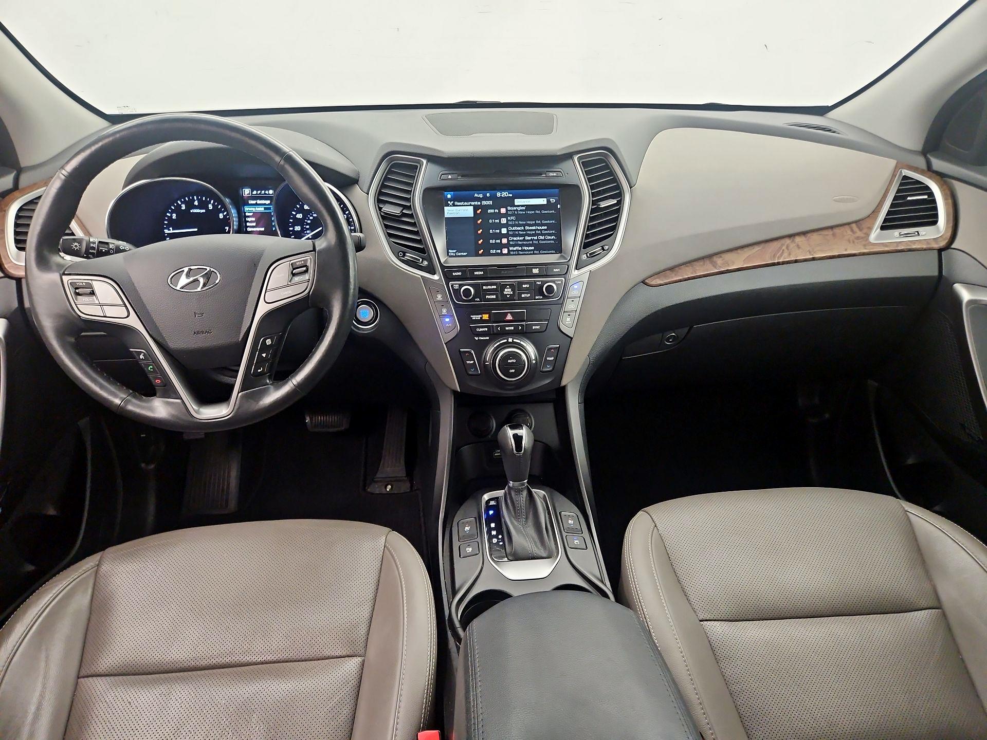 Thumbnail: 2017 Hyundai Santa Fe - 9