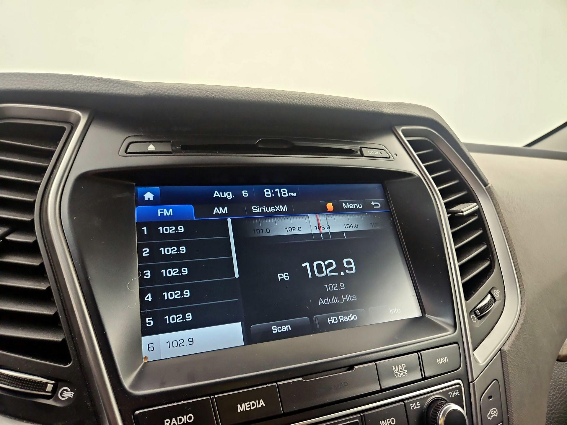 Thumbnail: 2017 Hyundai Santa Fe - 16