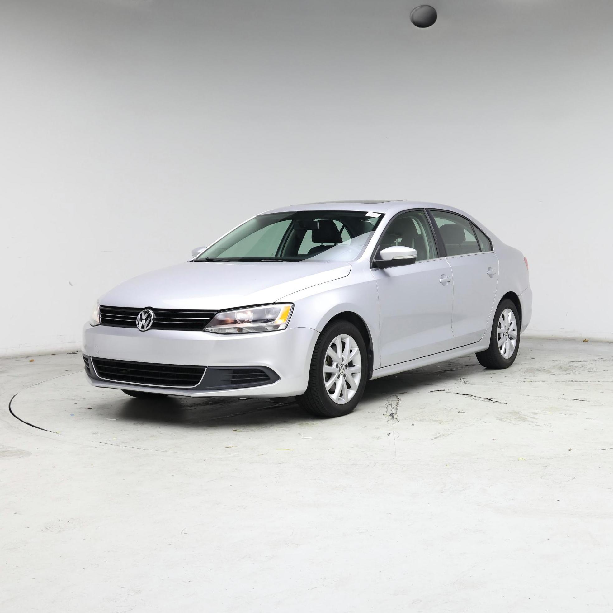 Thumbnail: 2014 Volkswagen Jetta - 4