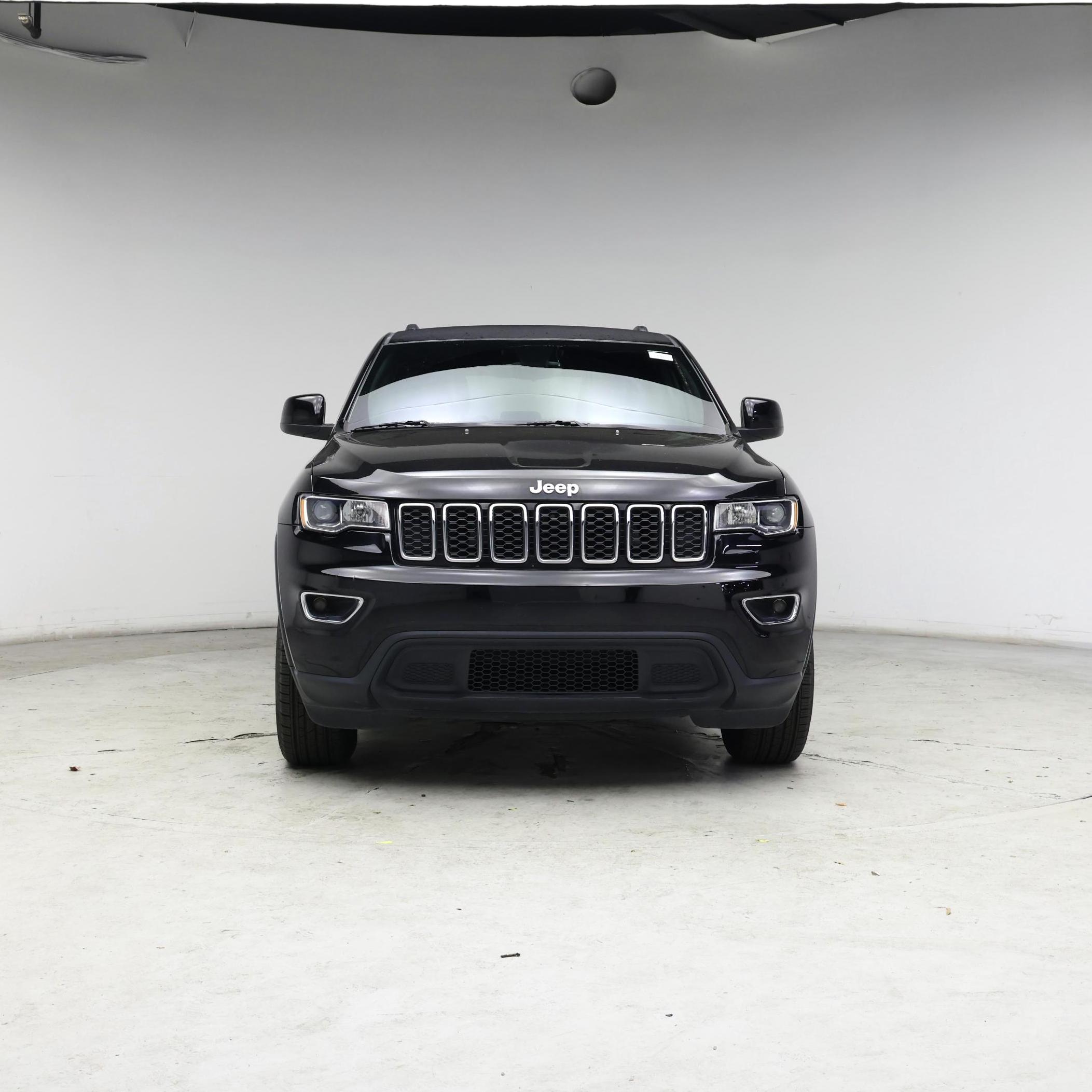 Thumbnail: 2017 Jeep Grand Cherokee - 5