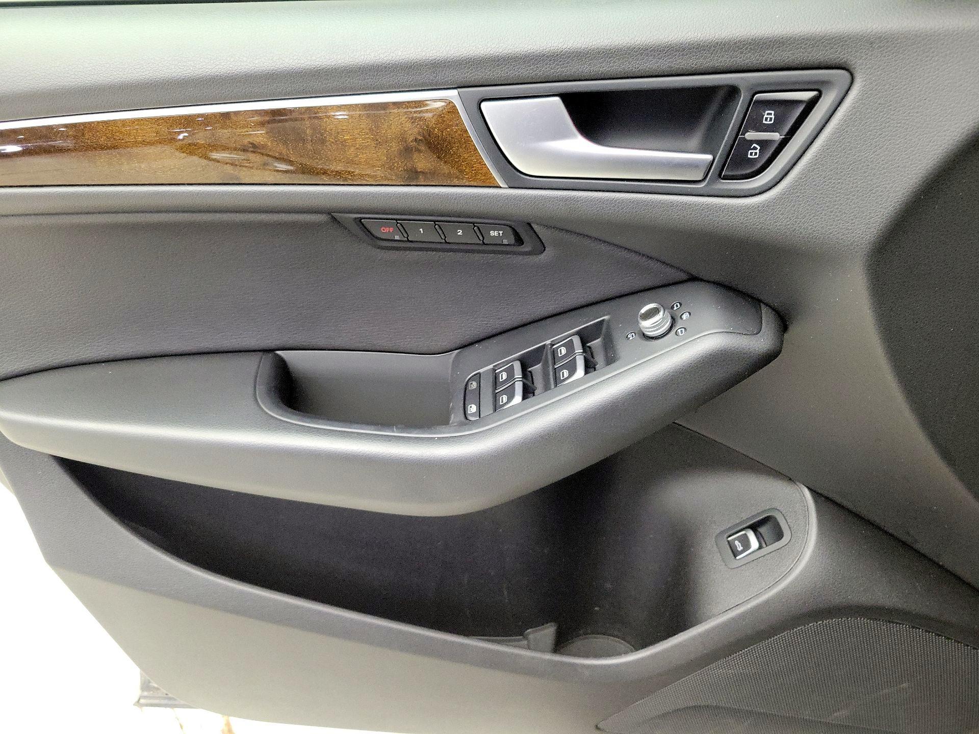 Thumbnail: 2015 Audi Q5 - 12