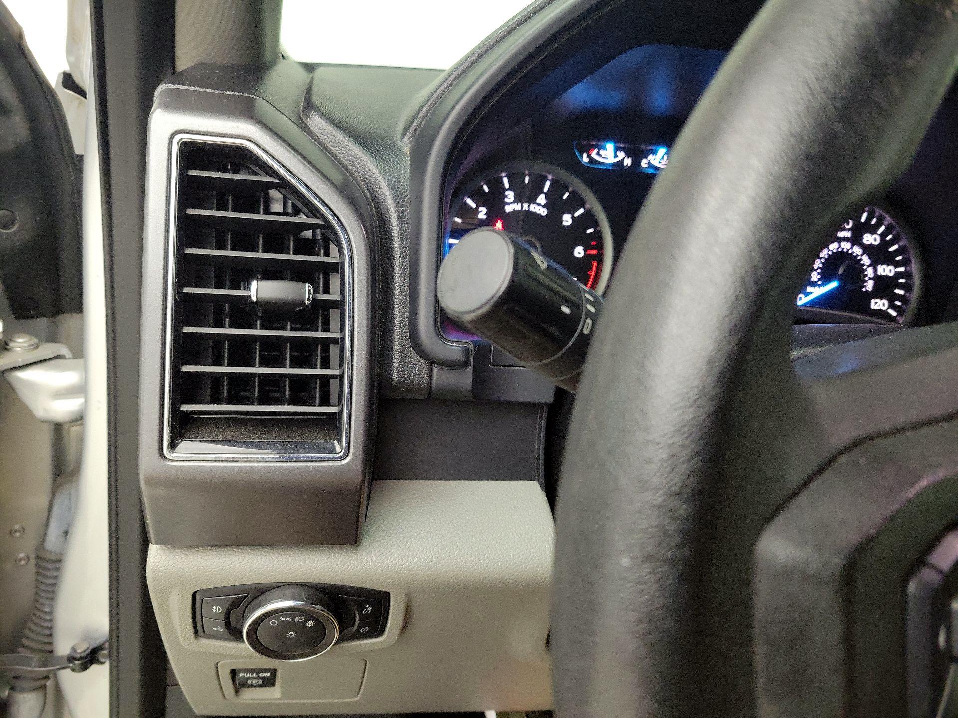 Thumbnail: 2018 Ford F-150 - 13