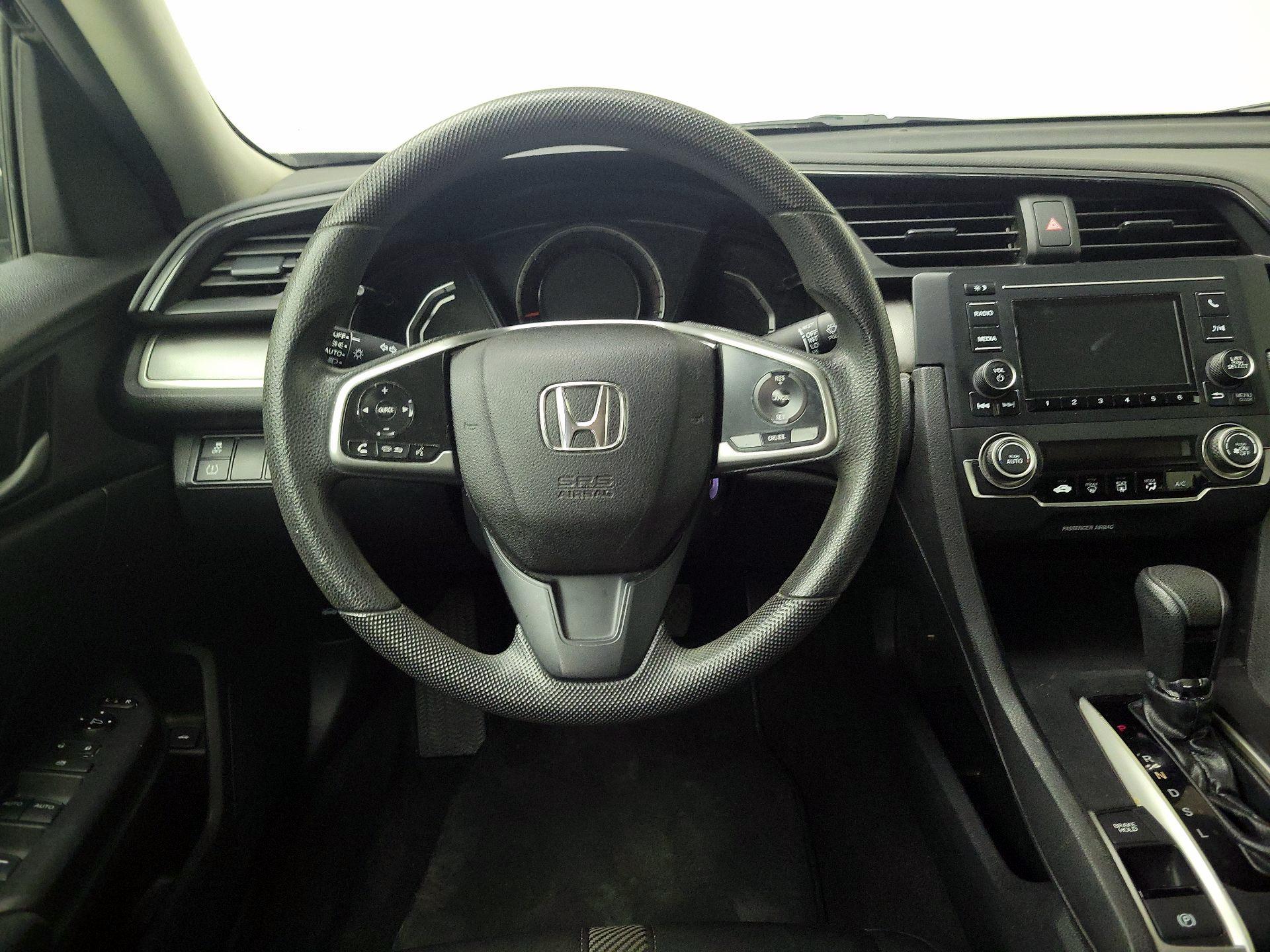 Thumbnail: 2017 Honda Civic - 10