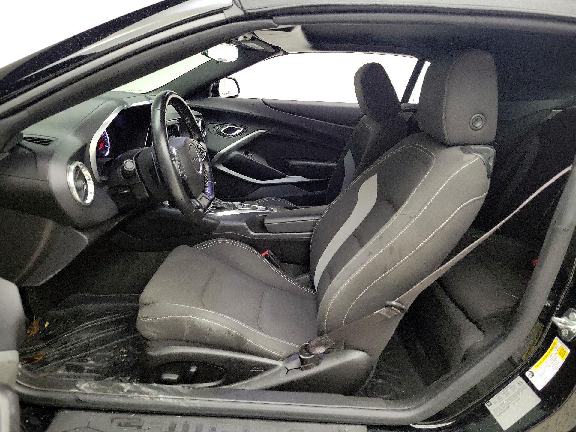 Thumbnail: 2016 Chevrolet Camaro - 11