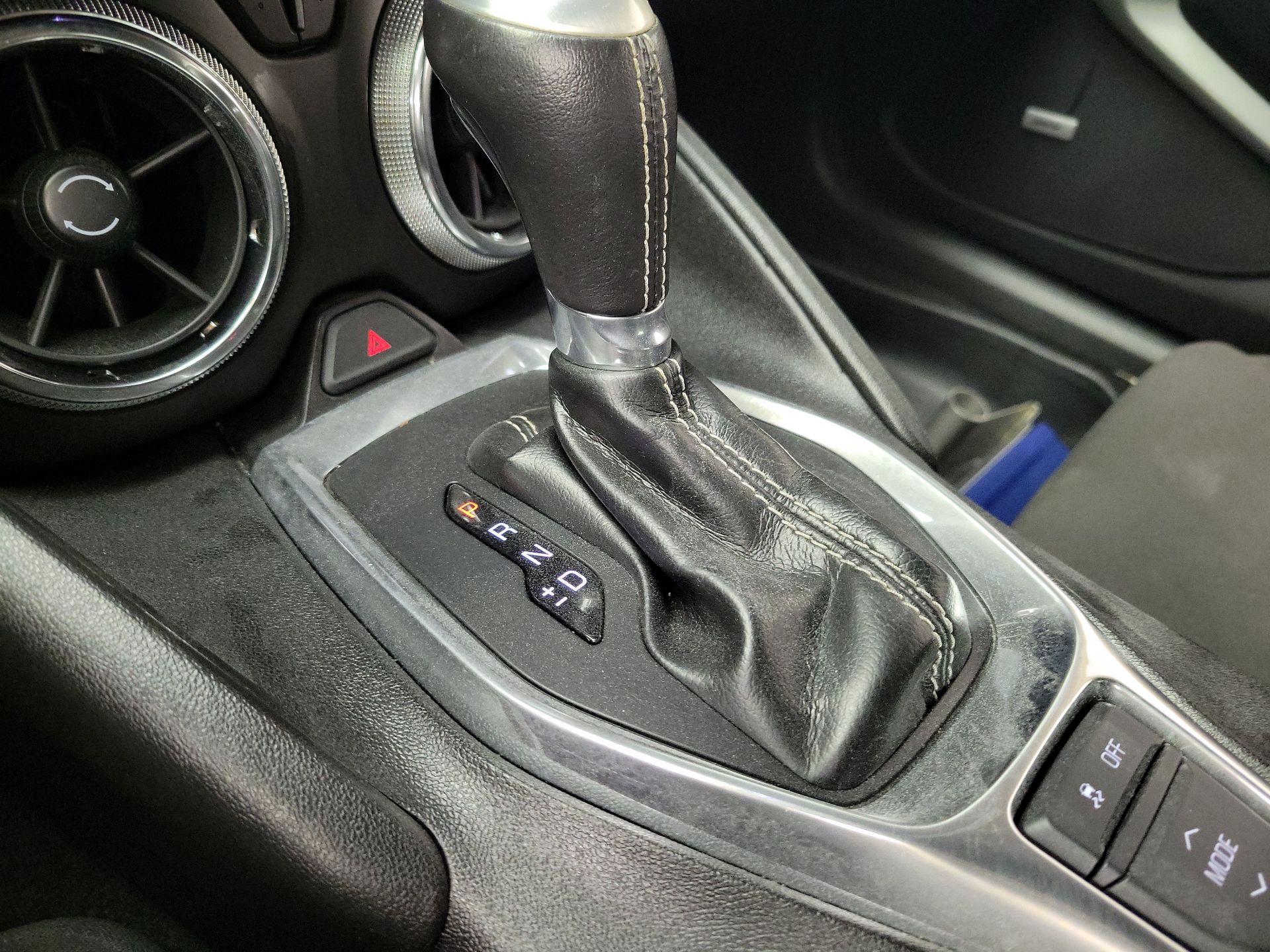 Thumbnail: 2016 Chevrolet Camaro - 16