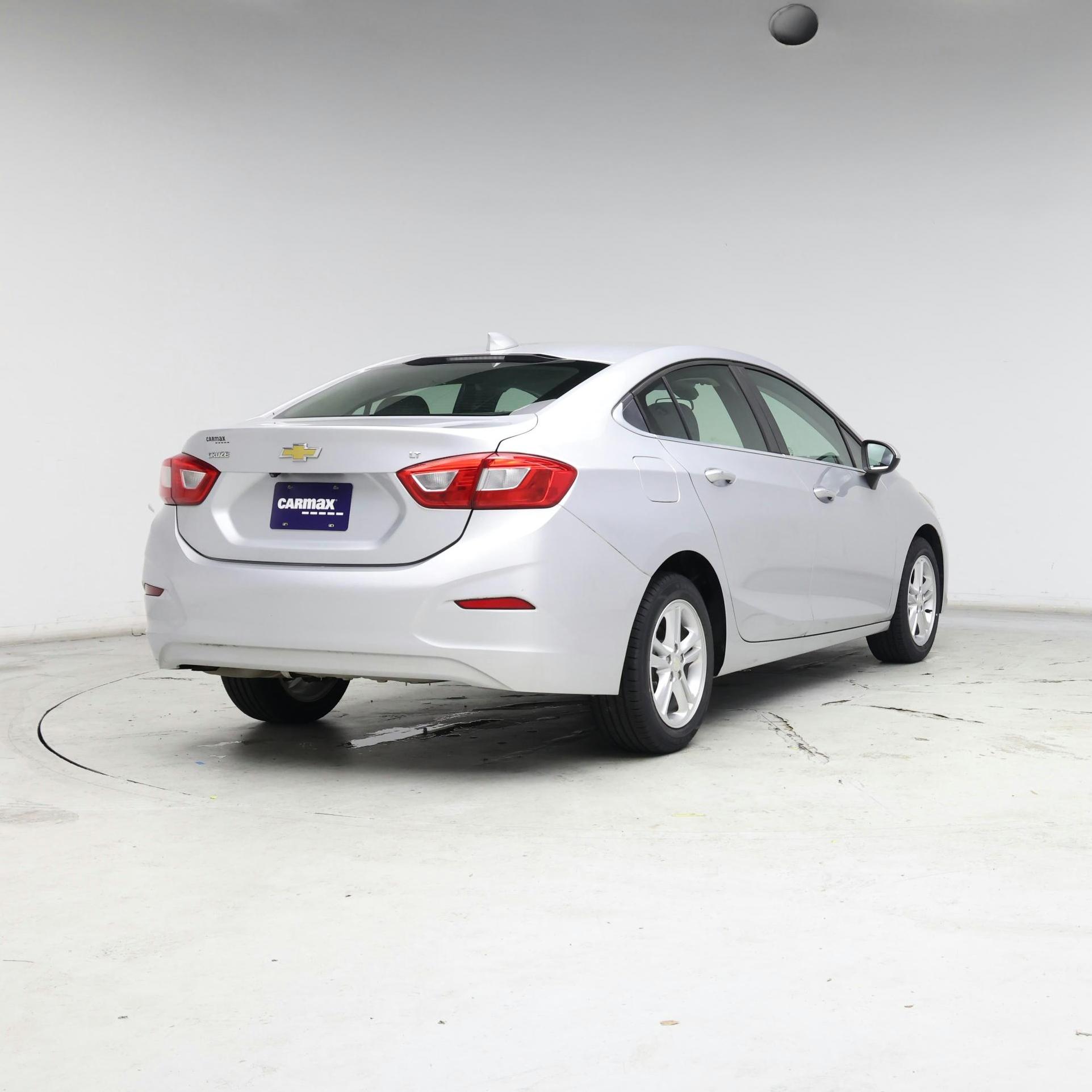Thumbnail: 2017 Chevrolet Cruze - 8