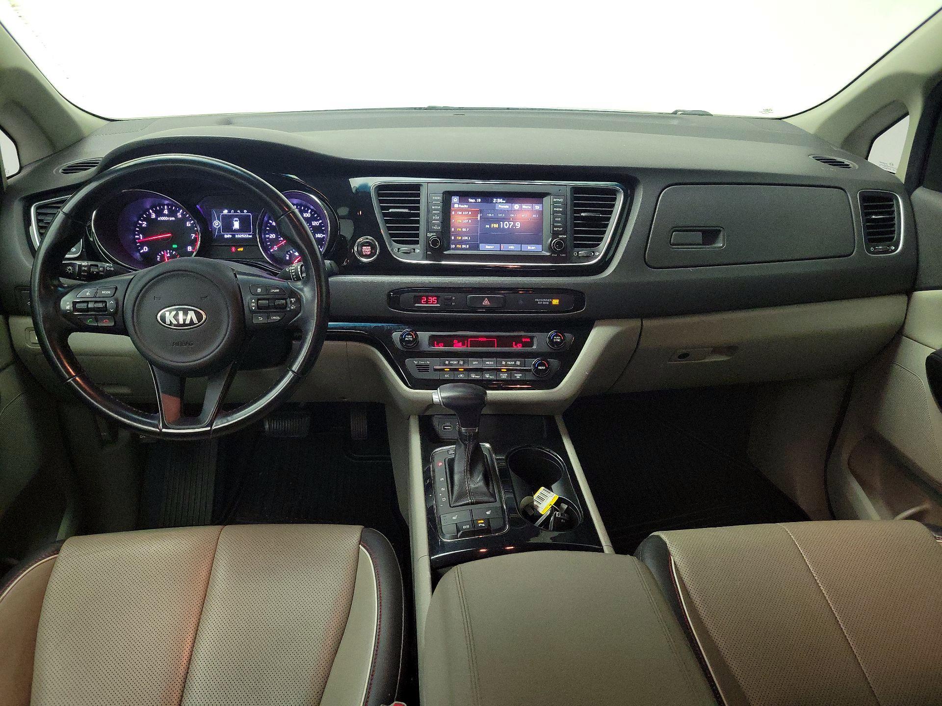 Thumbnail: 2017 Kia Sedona - 9