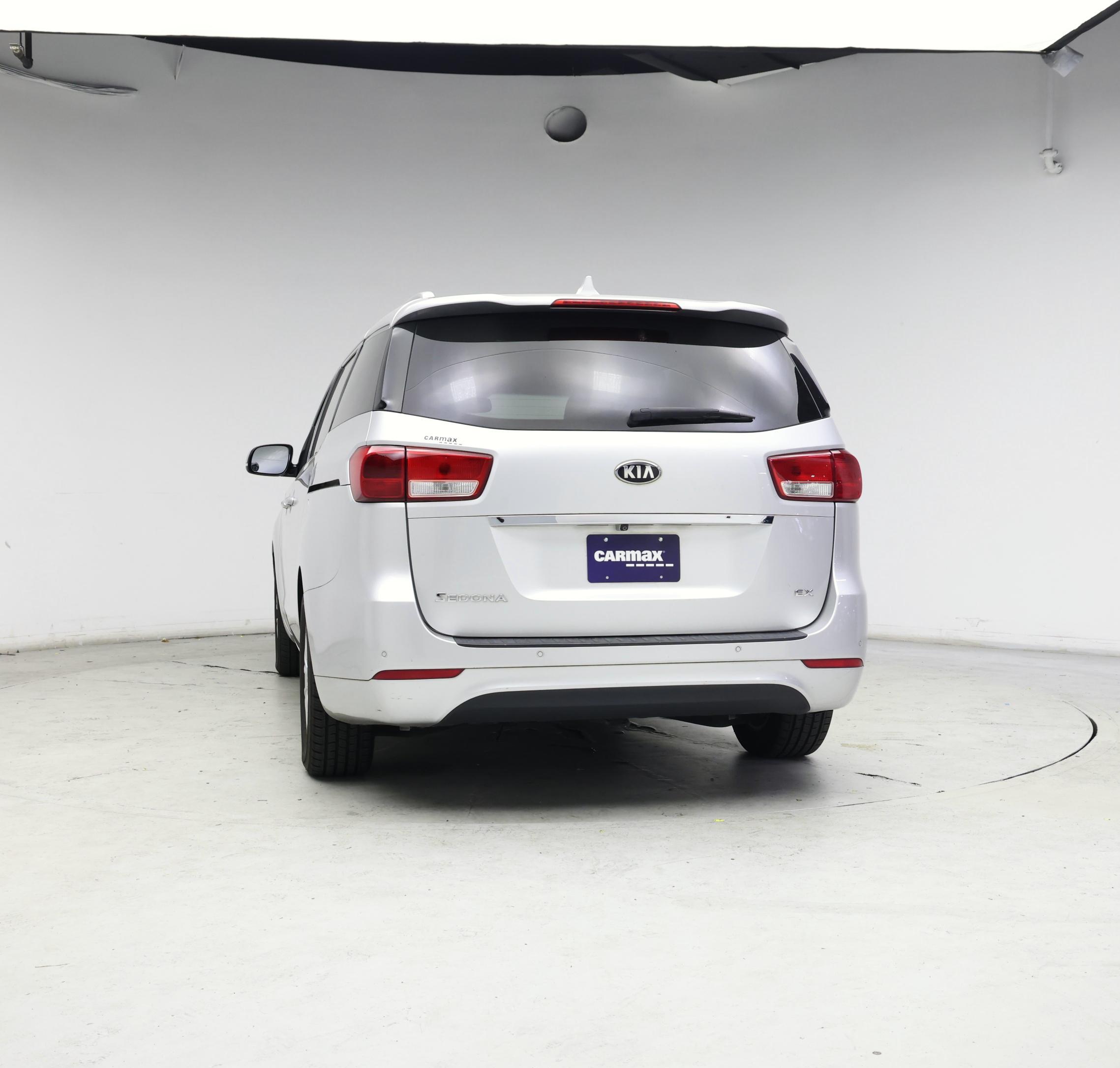 Thumbnail: 2017 Kia Sedona - 6