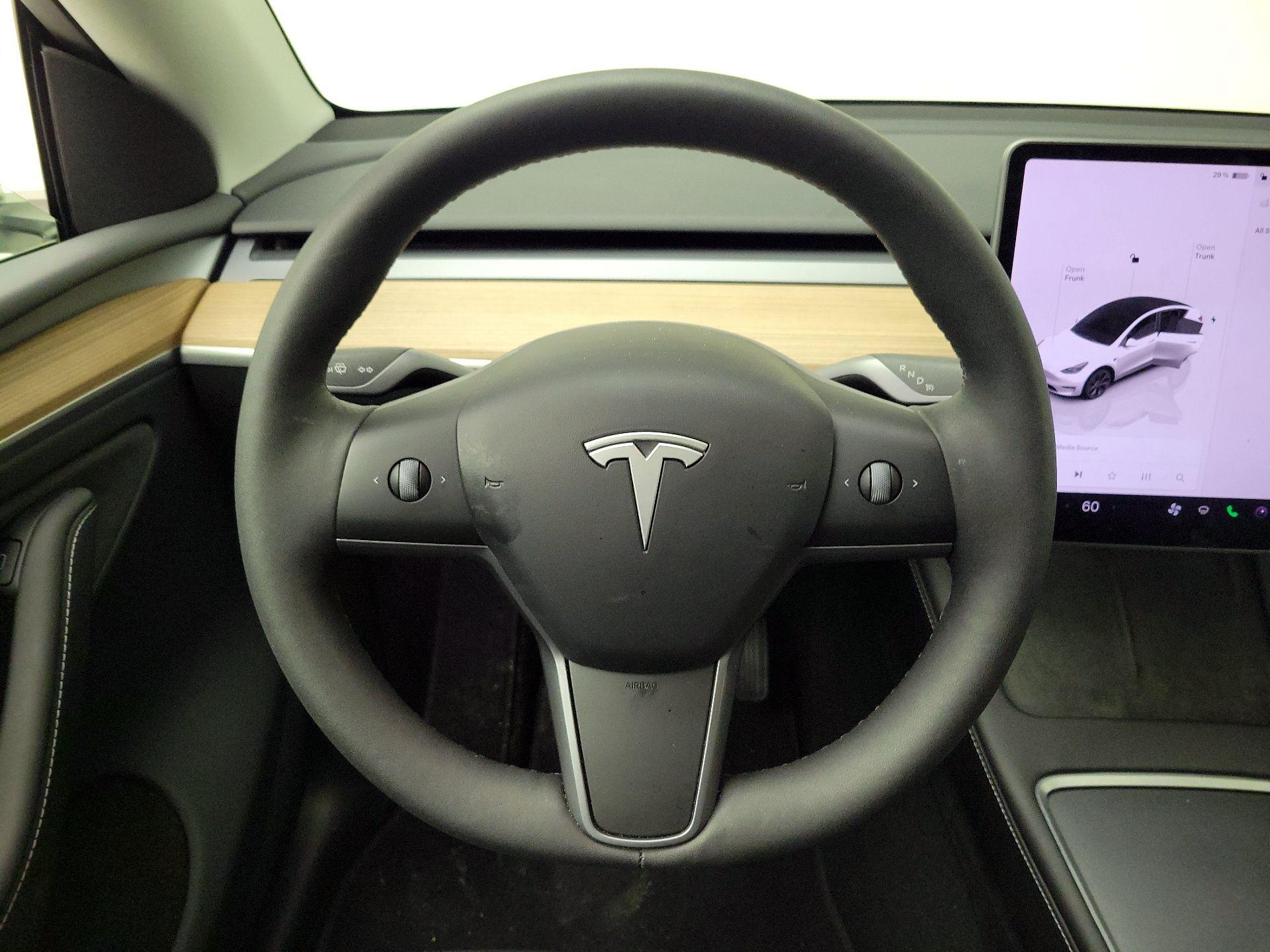 Thumbnail: 2025 Tesla Model Y - 10