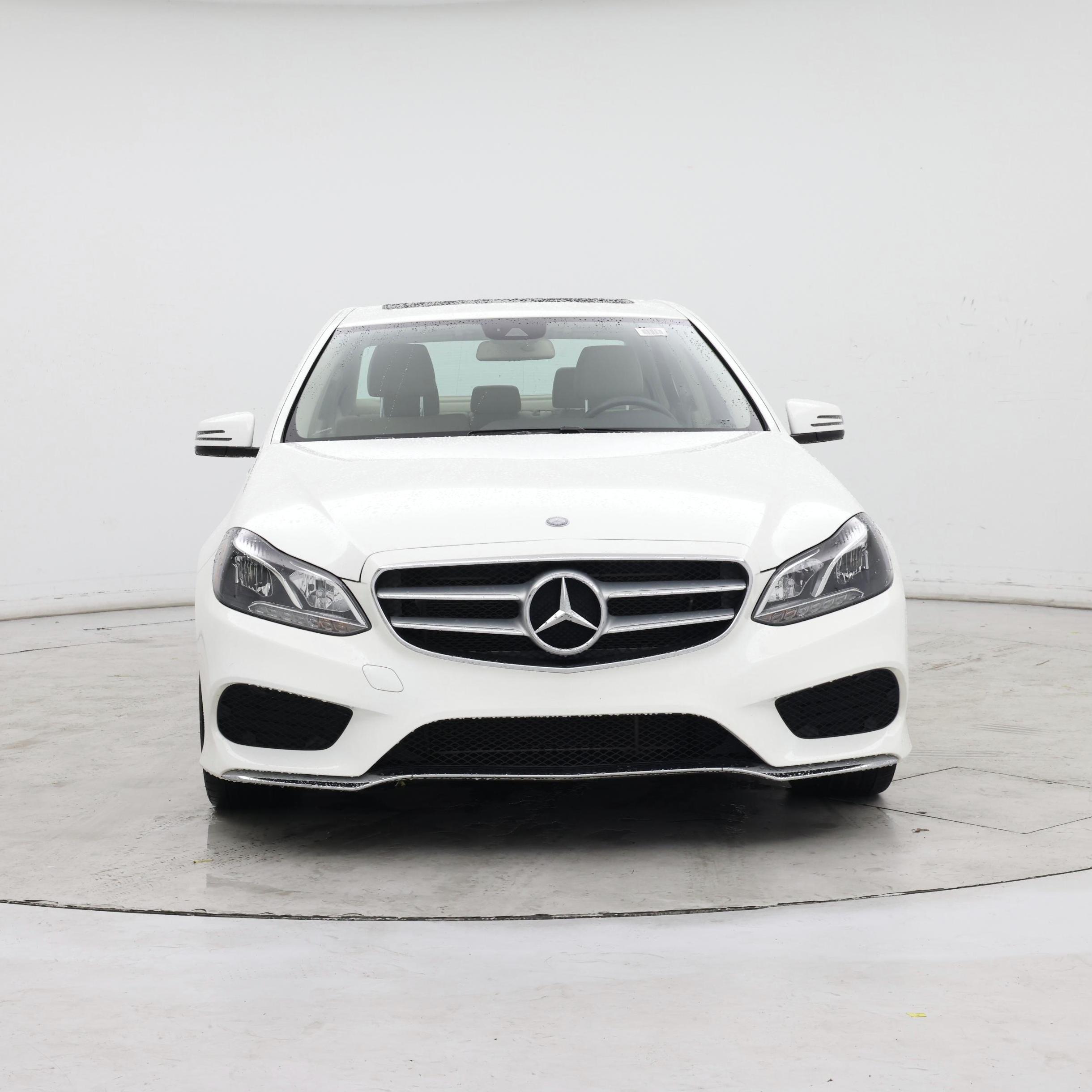 Thumbnail: 2016 Mercedes-Benz E-Class - 5
