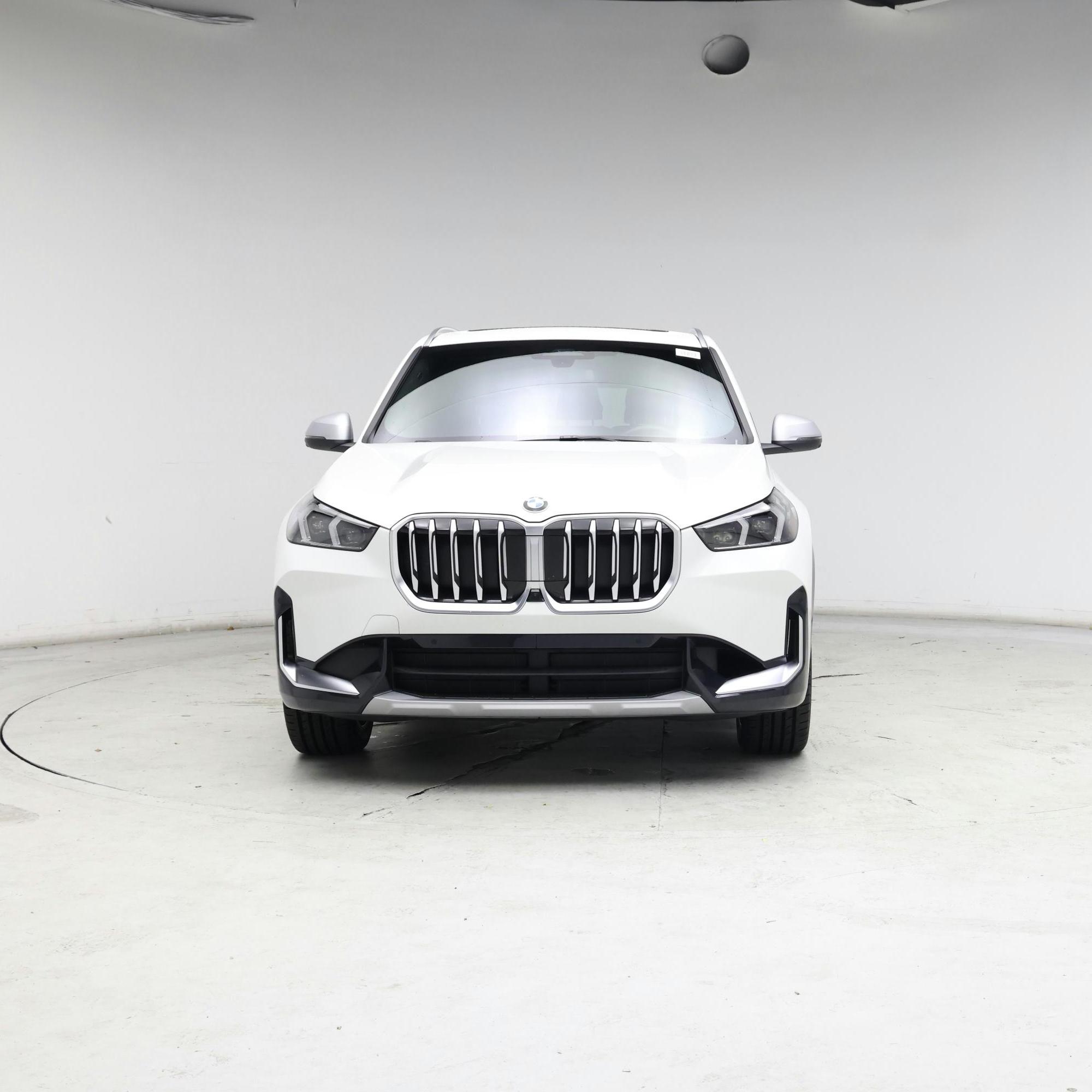 Thumbnail: 2023 BMW X1 - 5