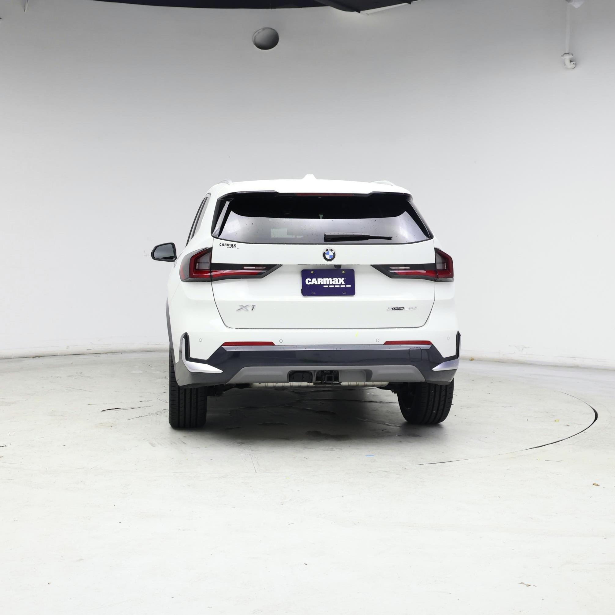 Thumbnail: 2023 BMW X1 - 6
