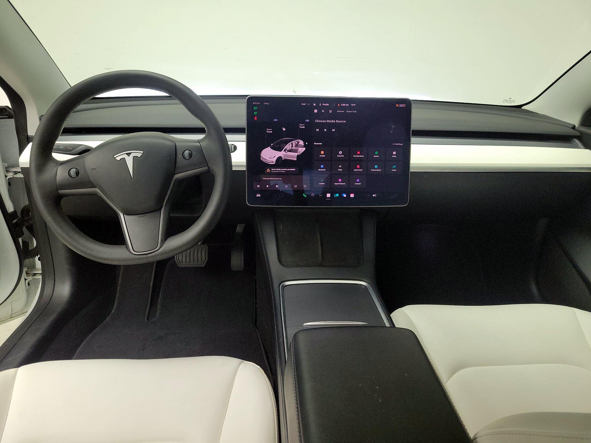 Thumbnail: 2021 Tesla Model 3 - 9