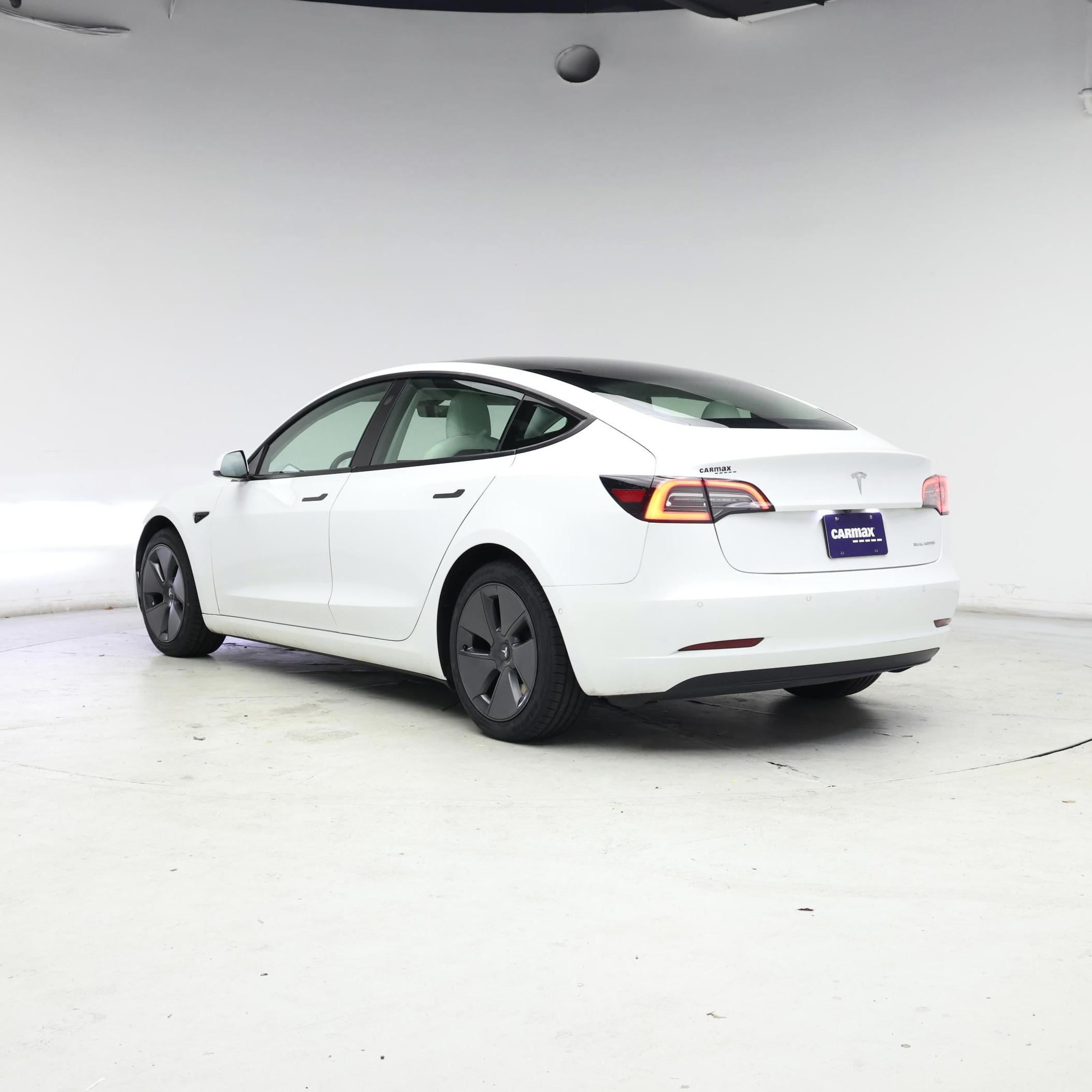Thumbnail: 2021 Tesla Model 3 - 2