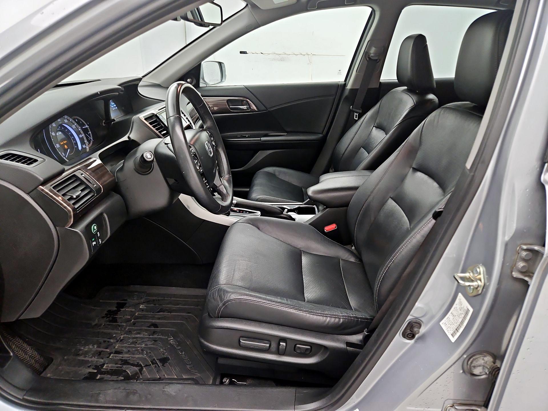 Thumbnail: 2017 Honda Accord - 11
