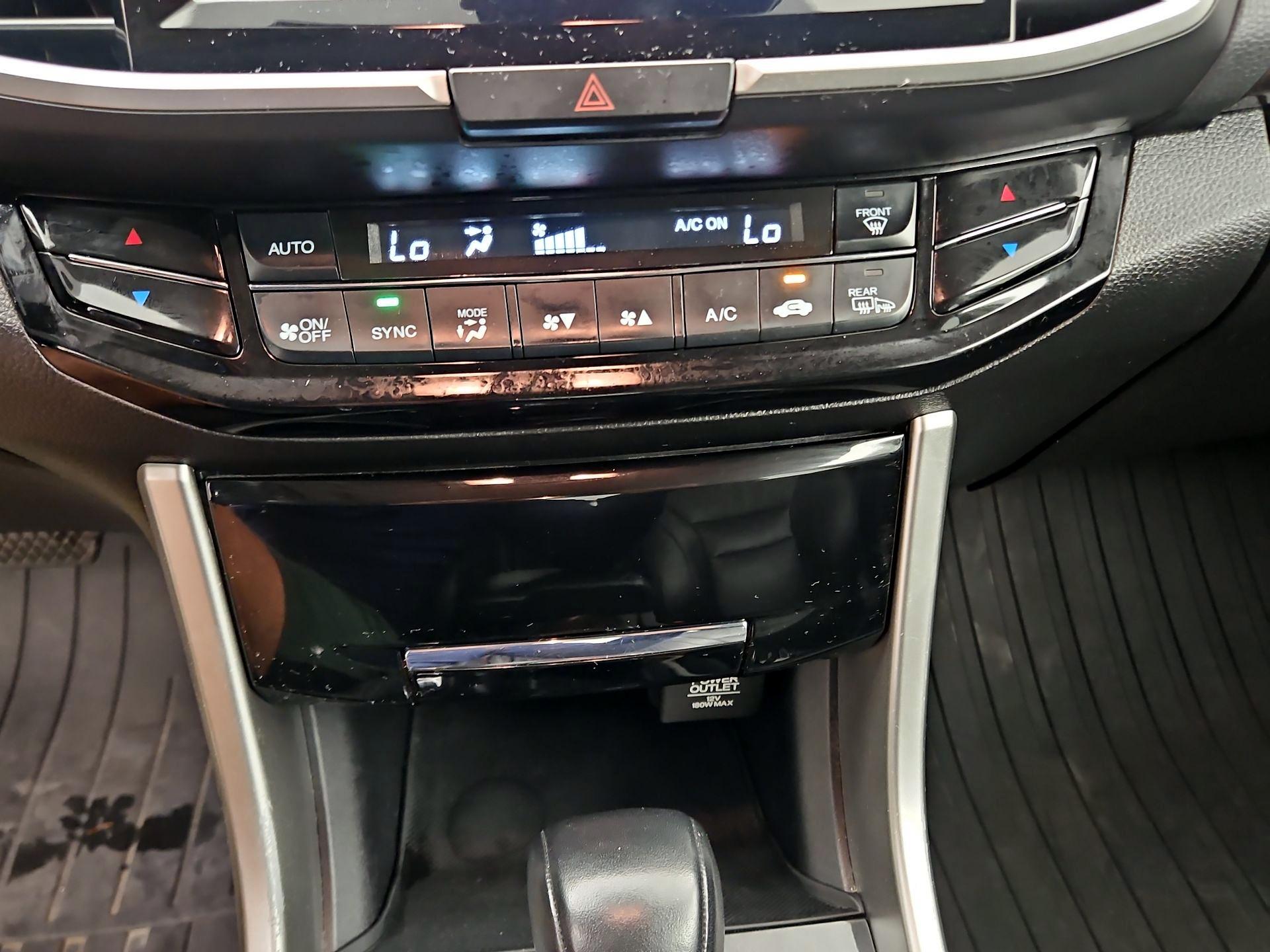 Thumbnail: 2017 Honda Accord - 16