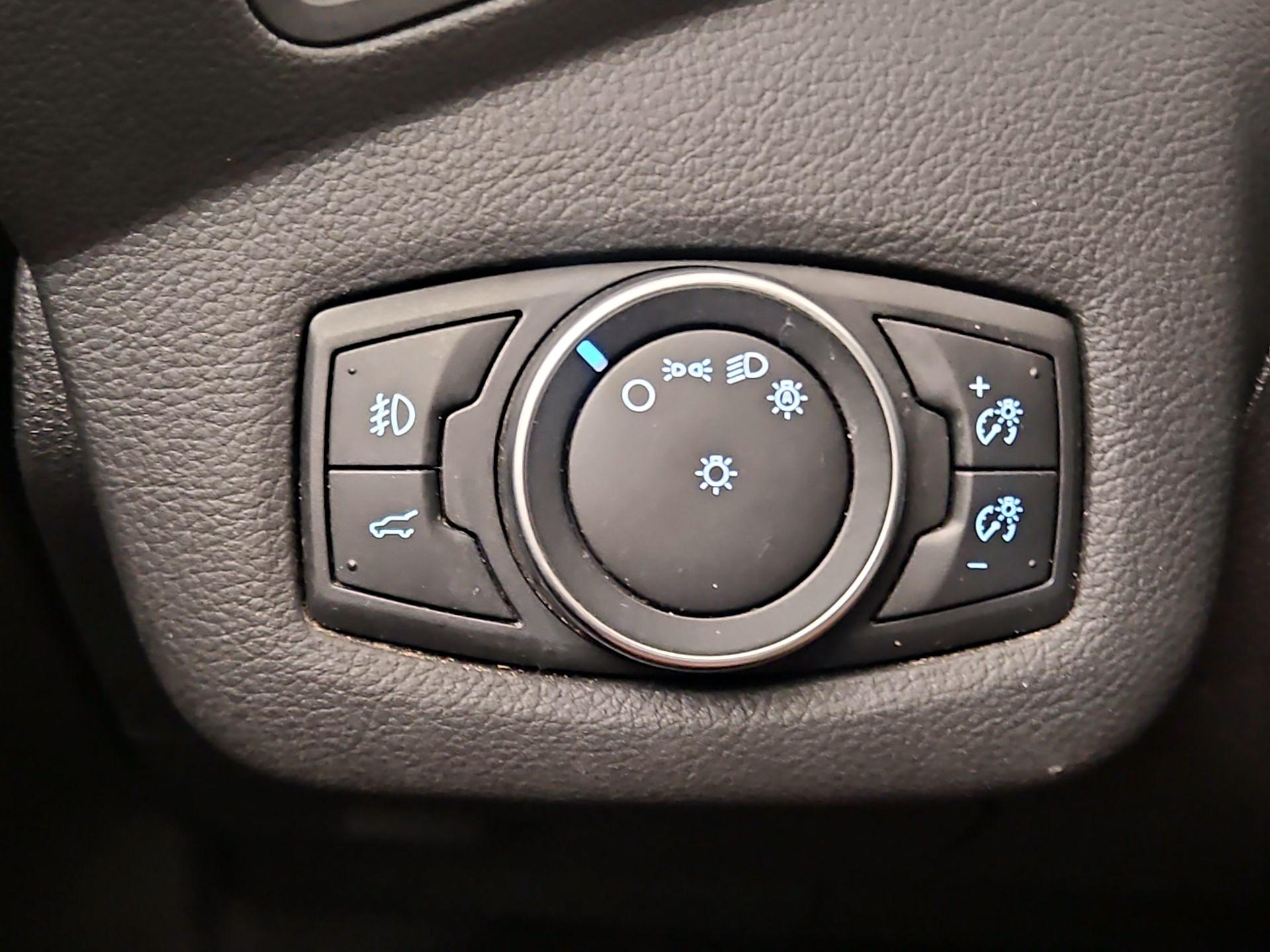 Thumbnail: 2017 Ford Escape - 13