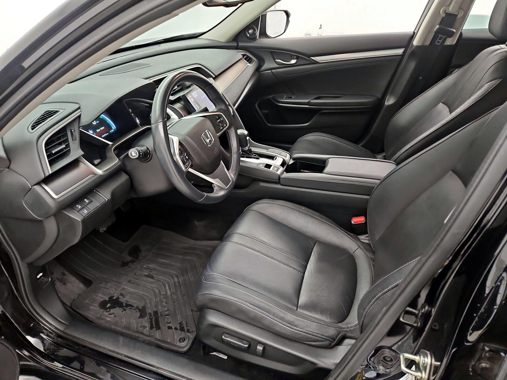 Thumbnail: 2016 Honda Civic - 11