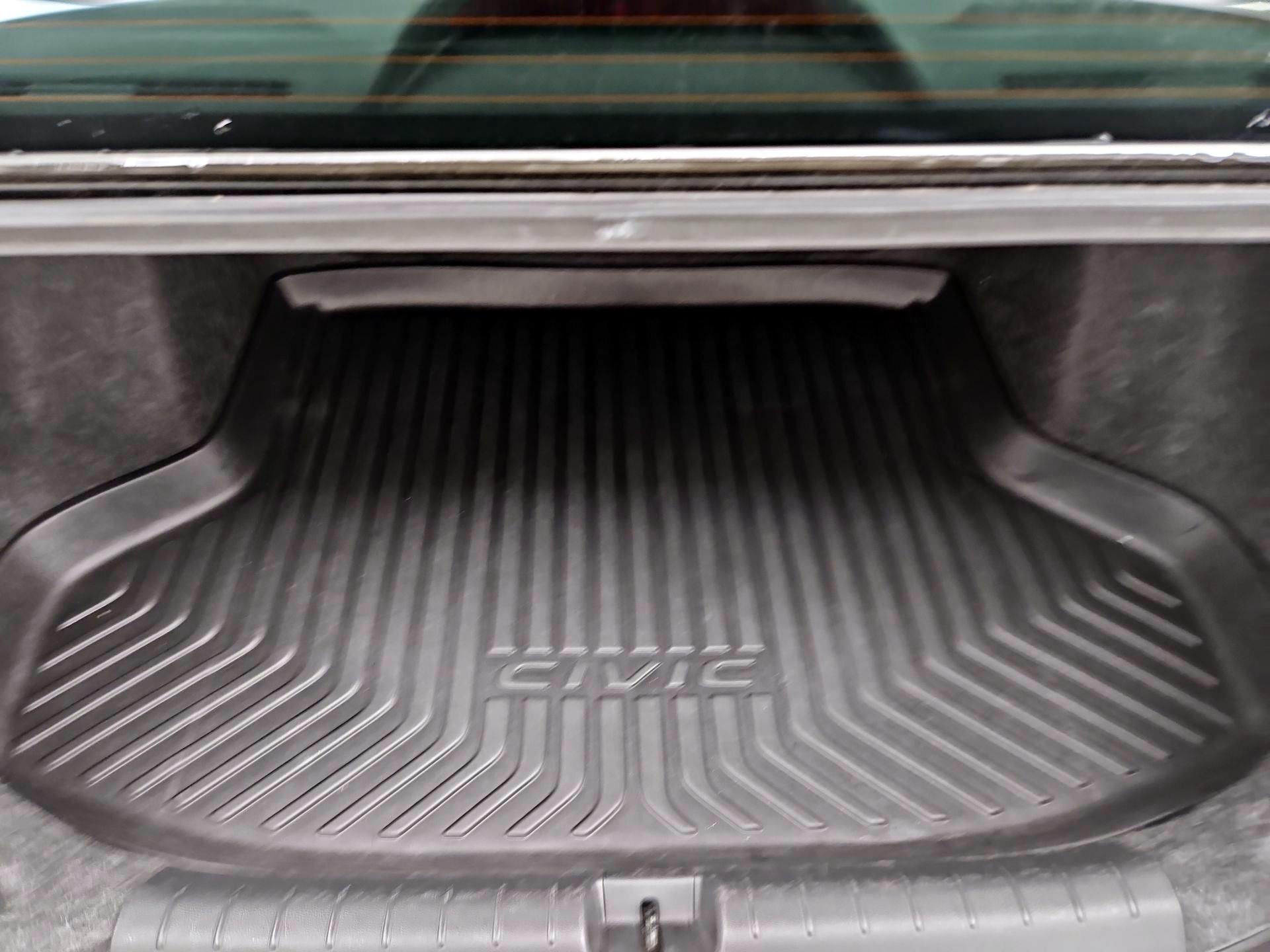 Thumbnail: 2016 Honda Civic - 20