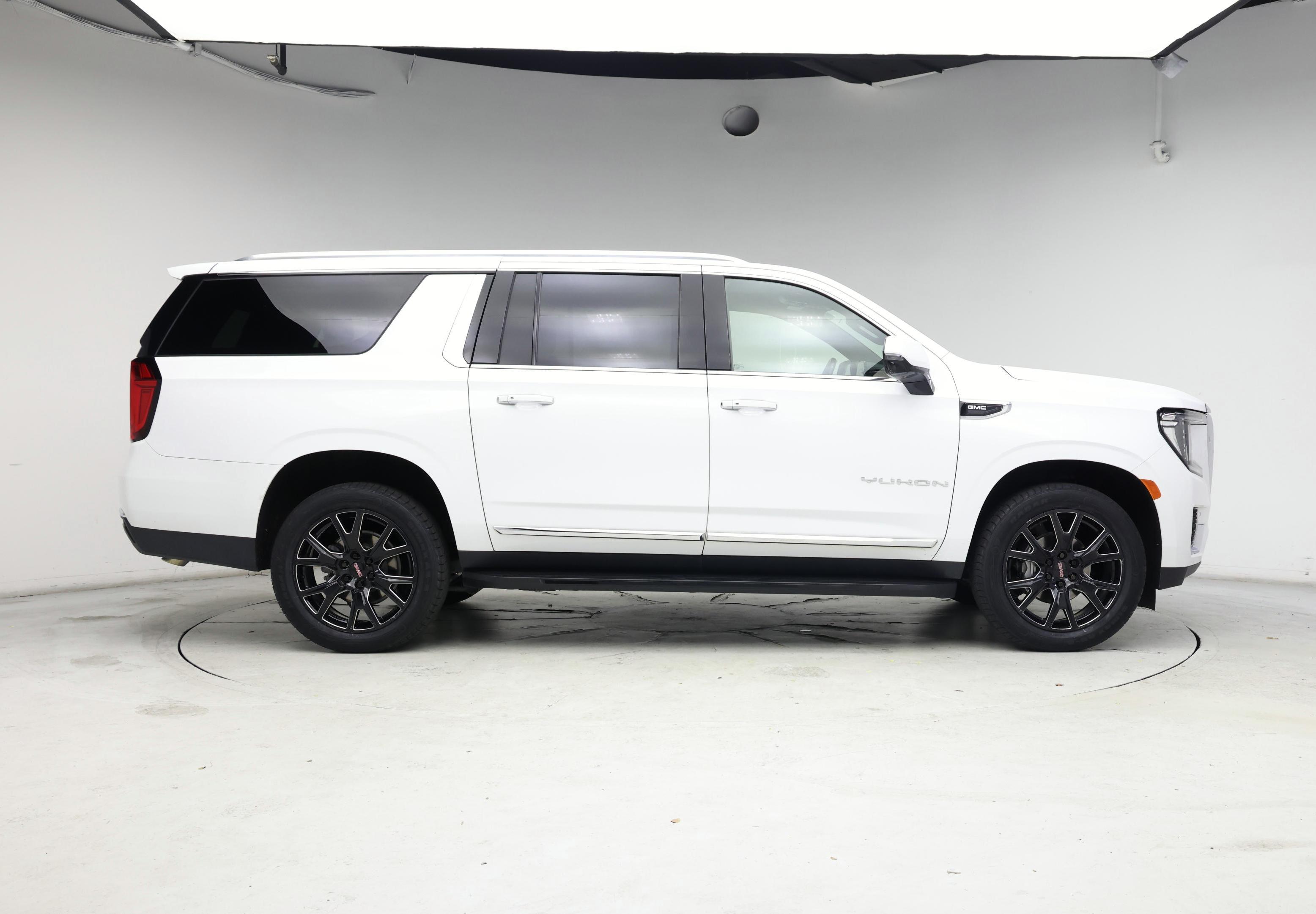 Thumbnail: 2022 GMC Yukon XL - 7