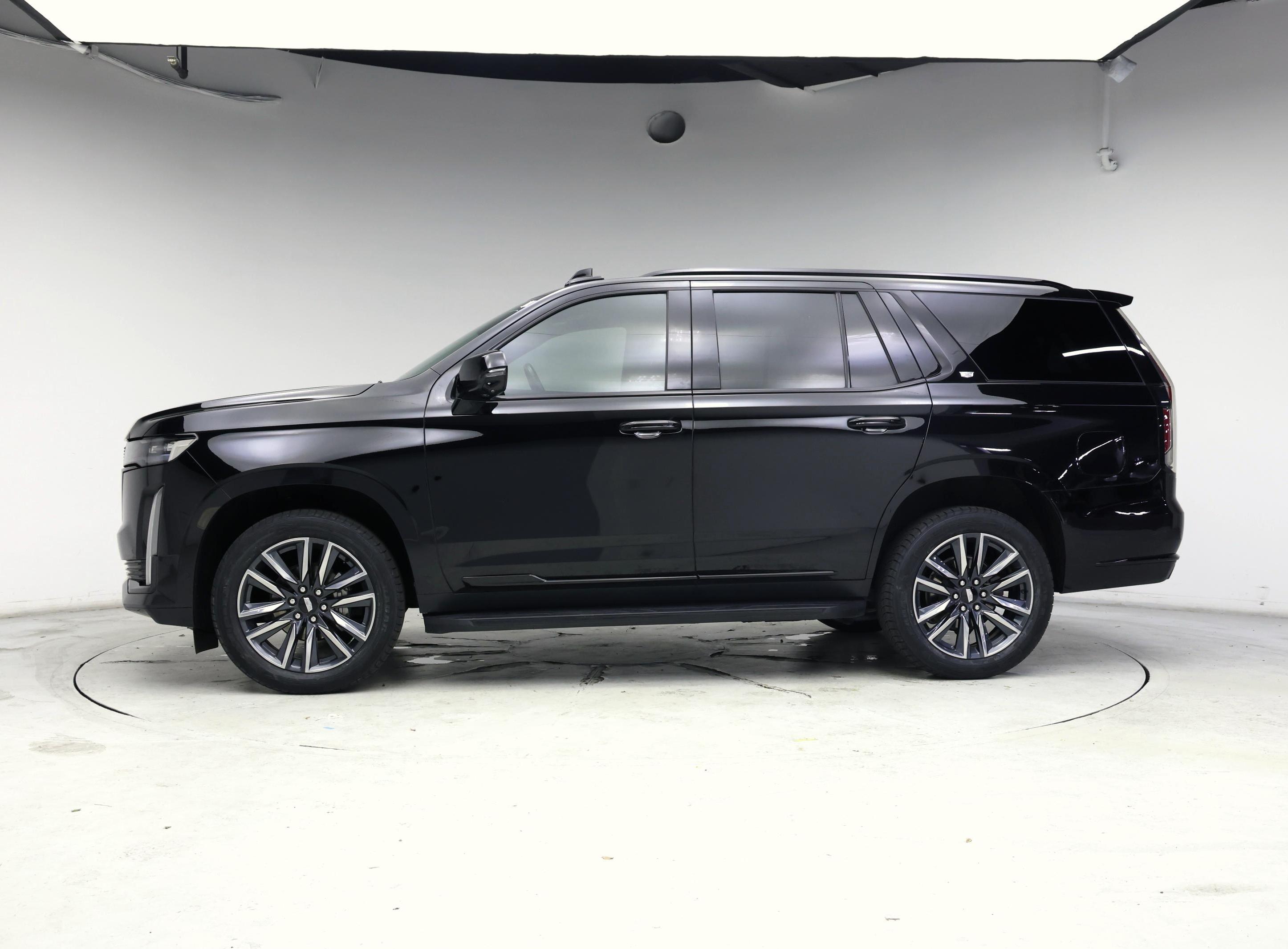Thumbnail: 2021 Cadillac Escalade - 3