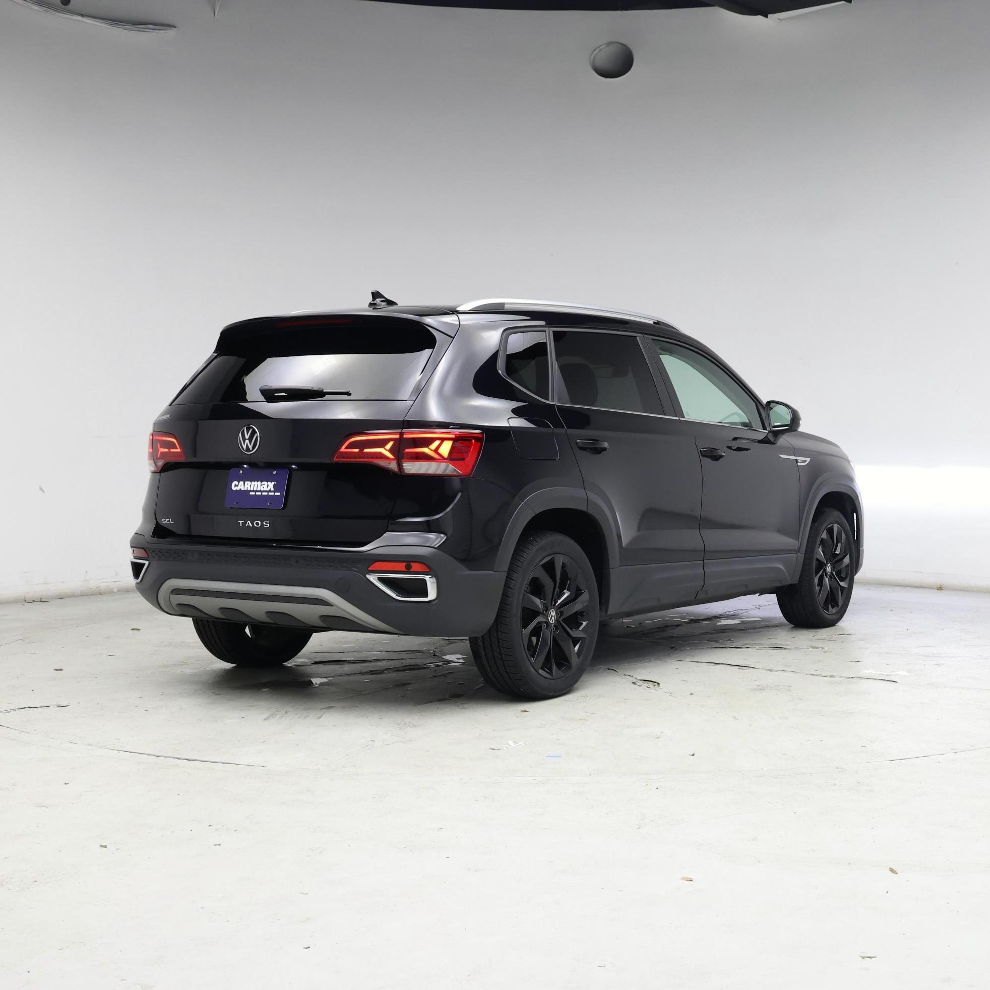 Thumbnail: 2022 Volkswagen Taos - 8