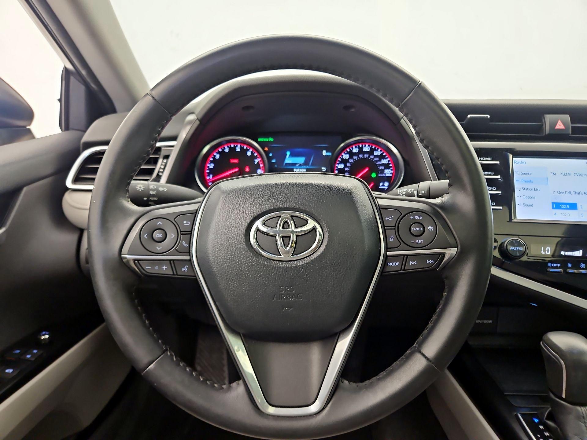 Thumbnail: 2018 Toyota Camry - 10