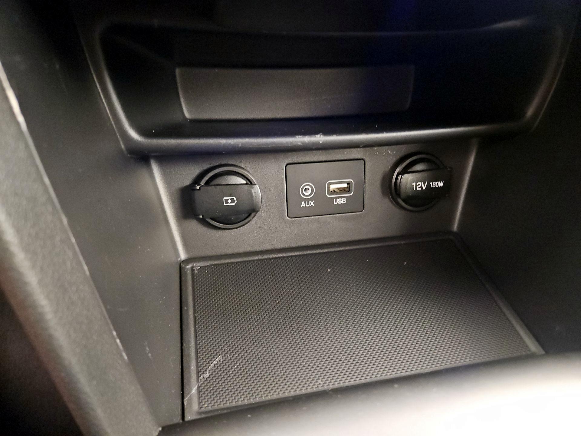 Thumbnail: 2019 Hyundai Kona - 18