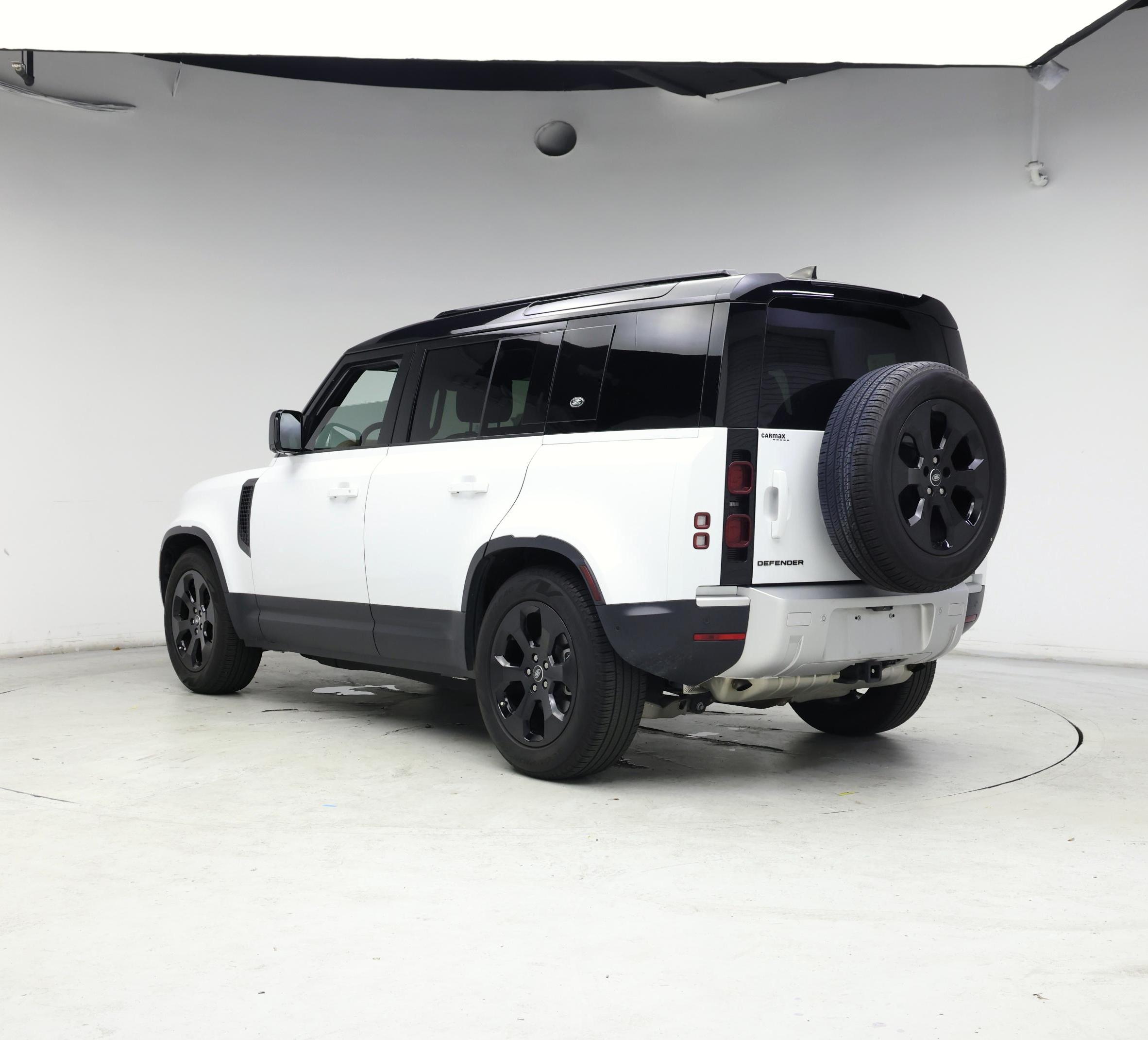 Thumbnail: 2024 Land Rover Defender - 2