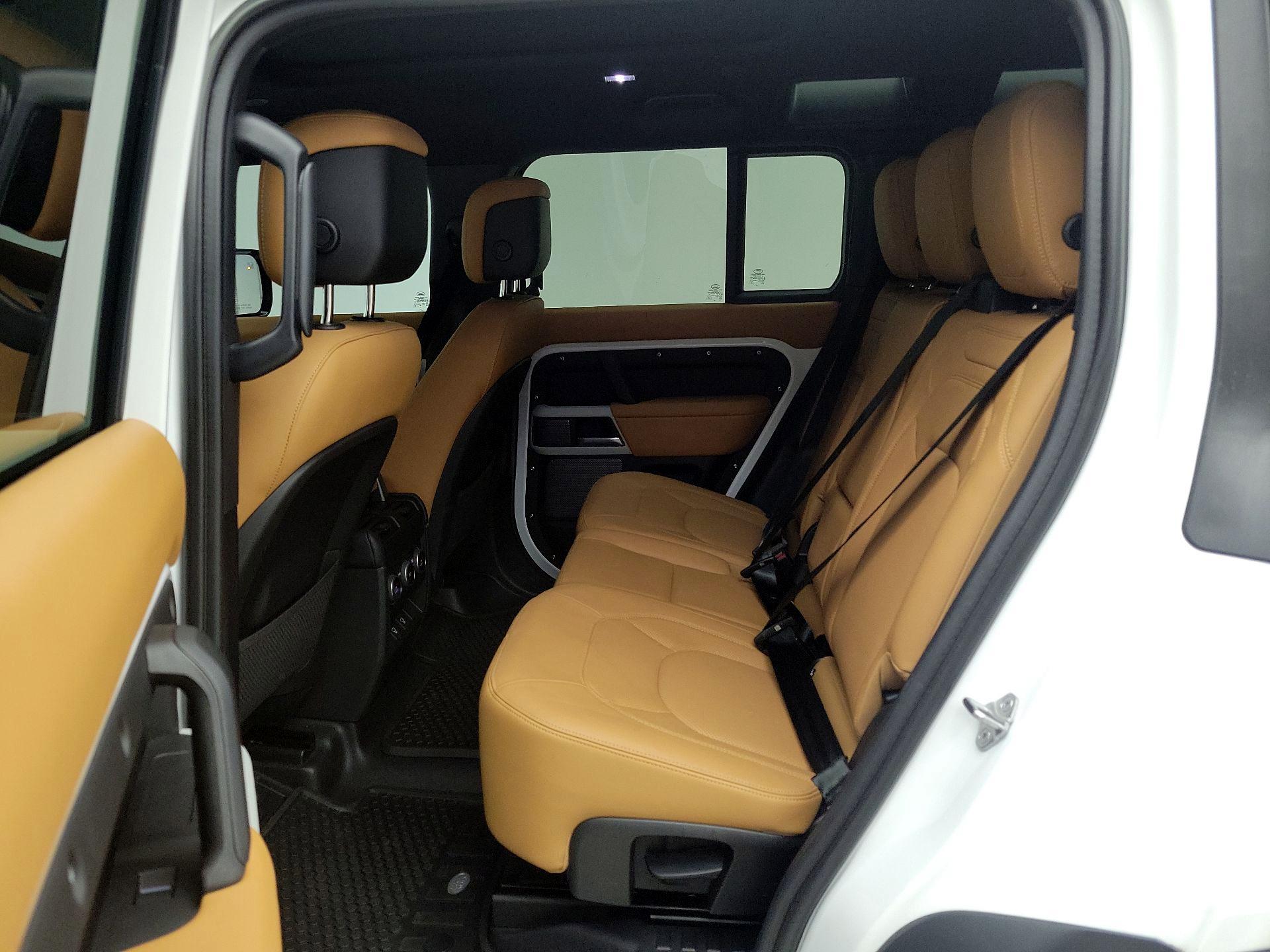 Thumbnail: 2024 Land Rover Defender - 20