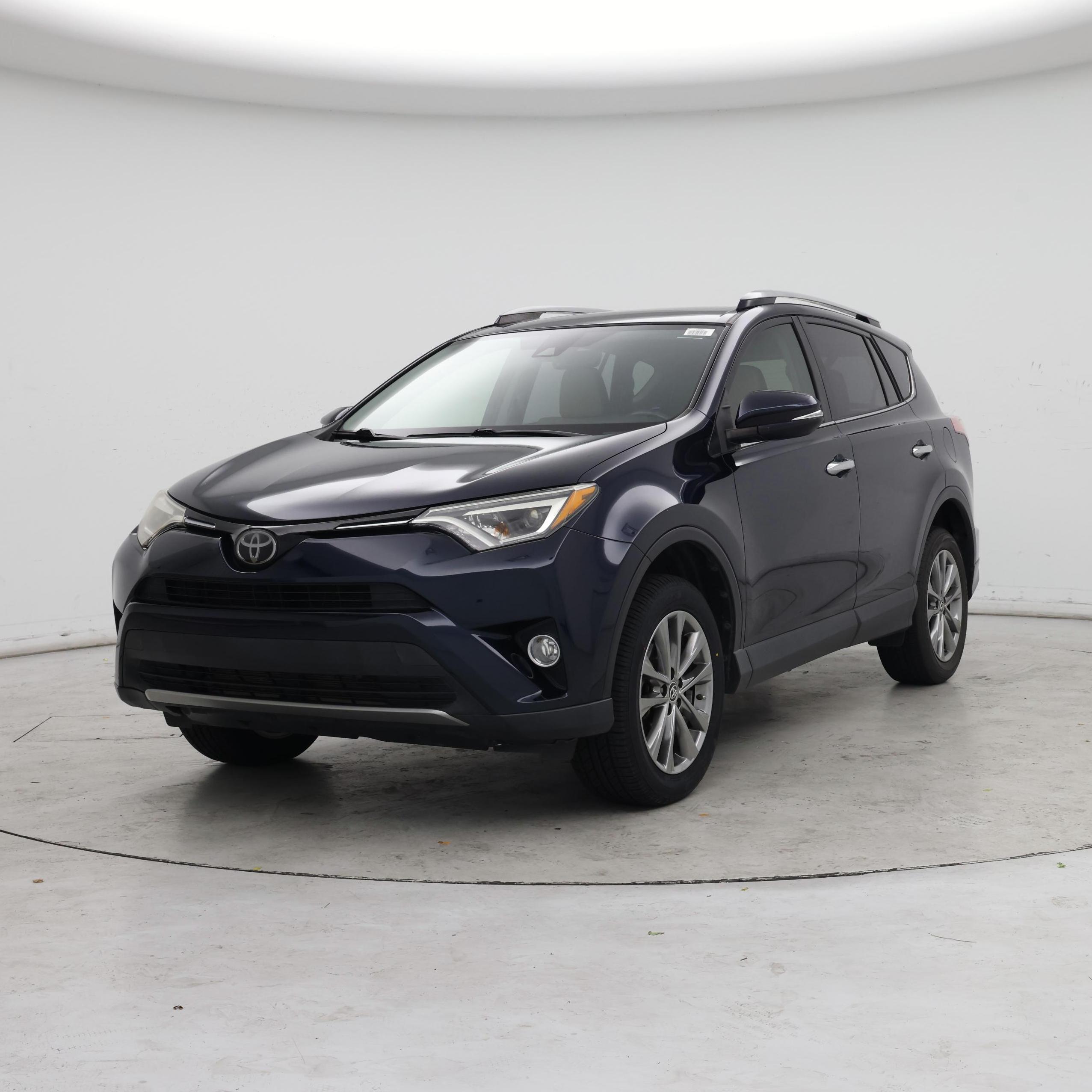 Thumbnail: 2018 Toyota RAV4 - 4