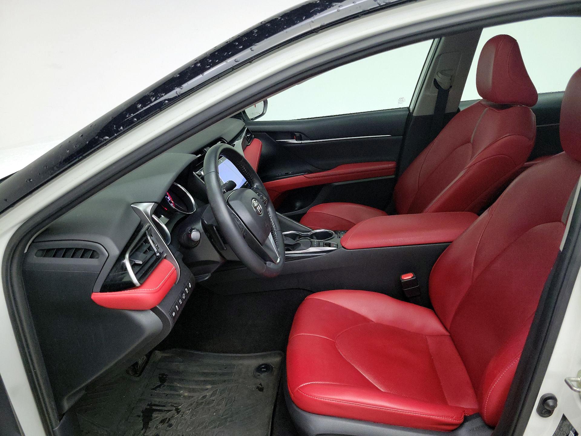 Thumbnail: 2020 Toyota Camry - 11
