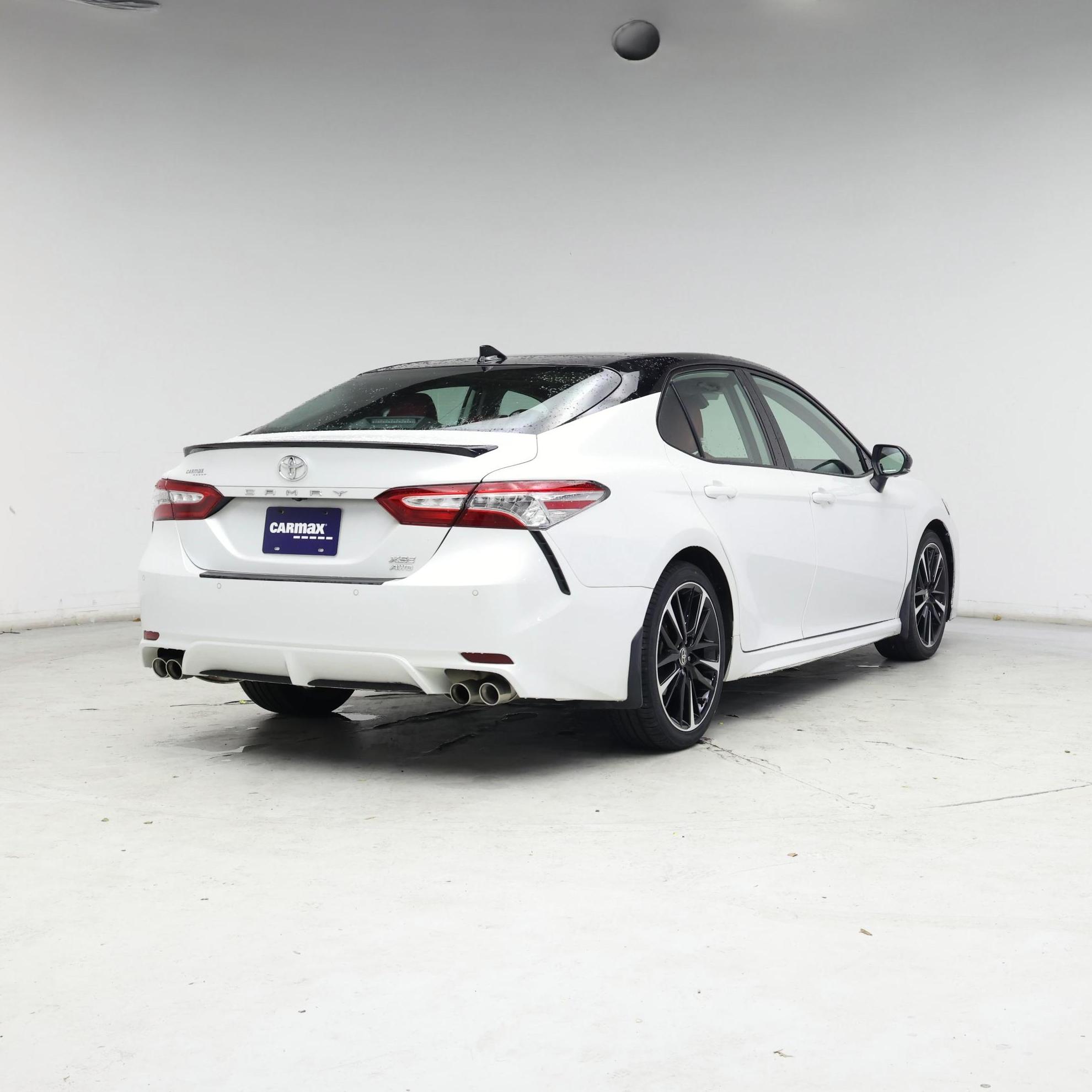 Thumbnail: 2020 Toyota Camry - 8