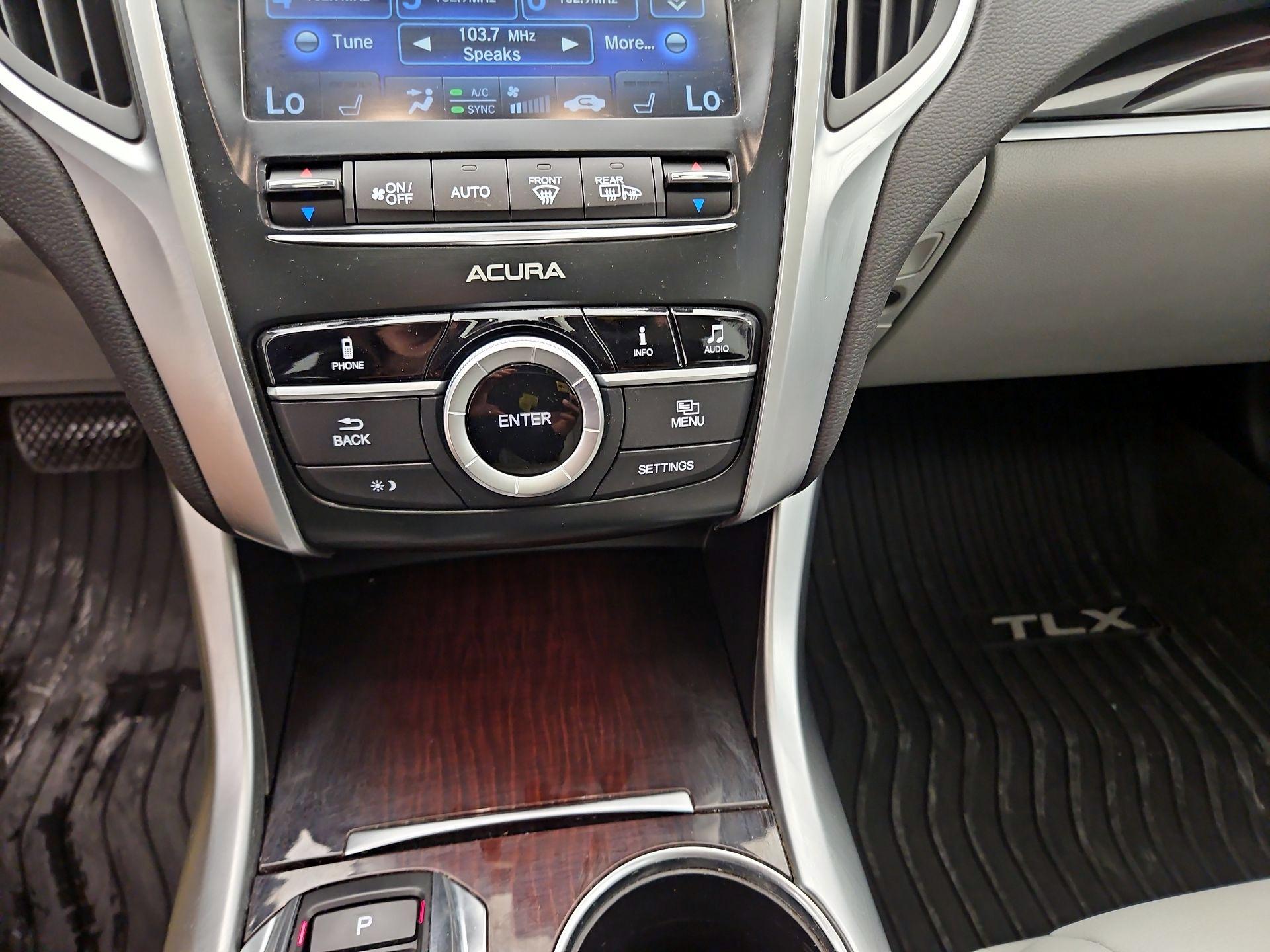 Thumbnail: 2015 Acura TLX - 16
