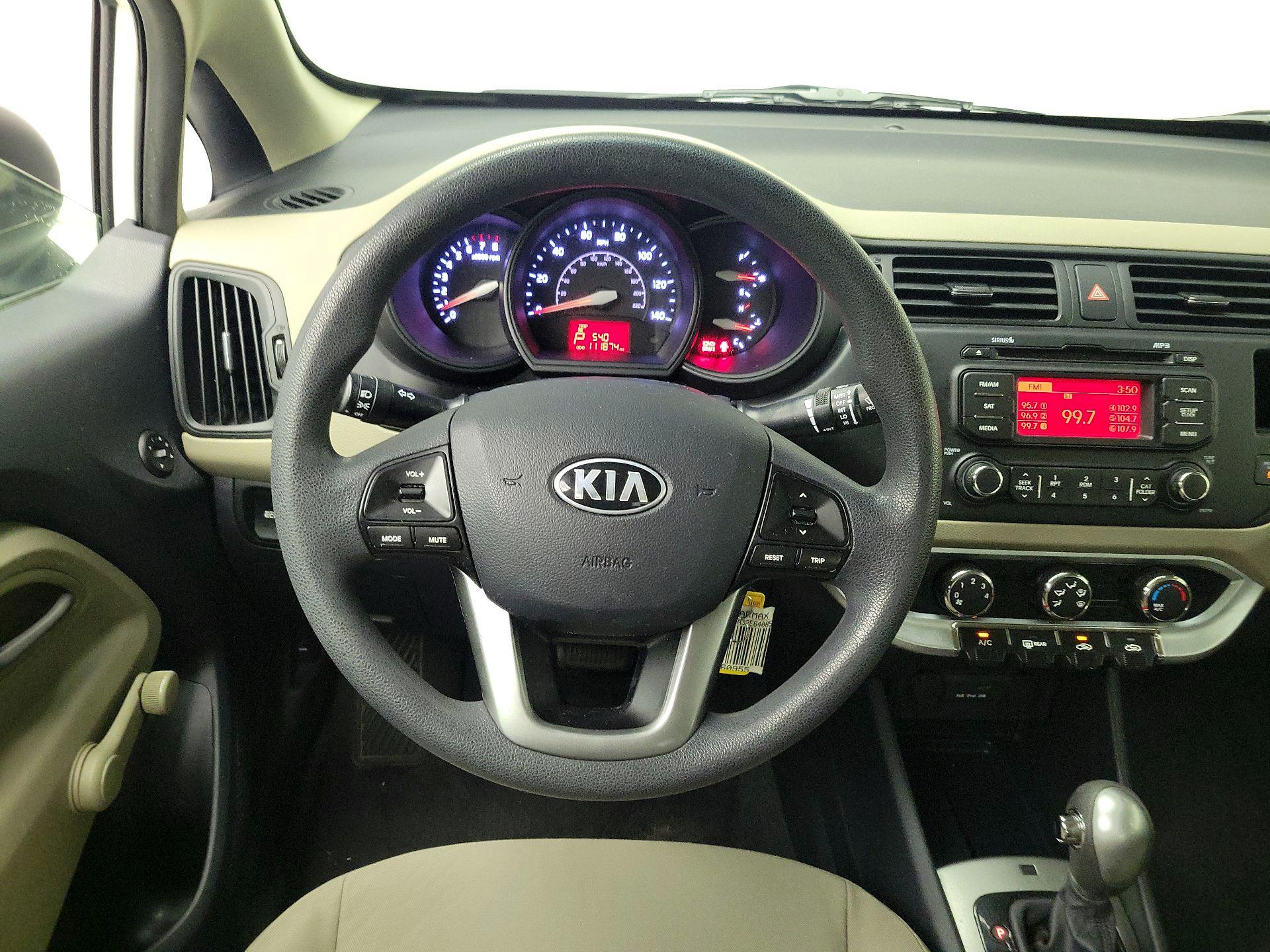 Thumbnail: 2014 Kia Rio - 10