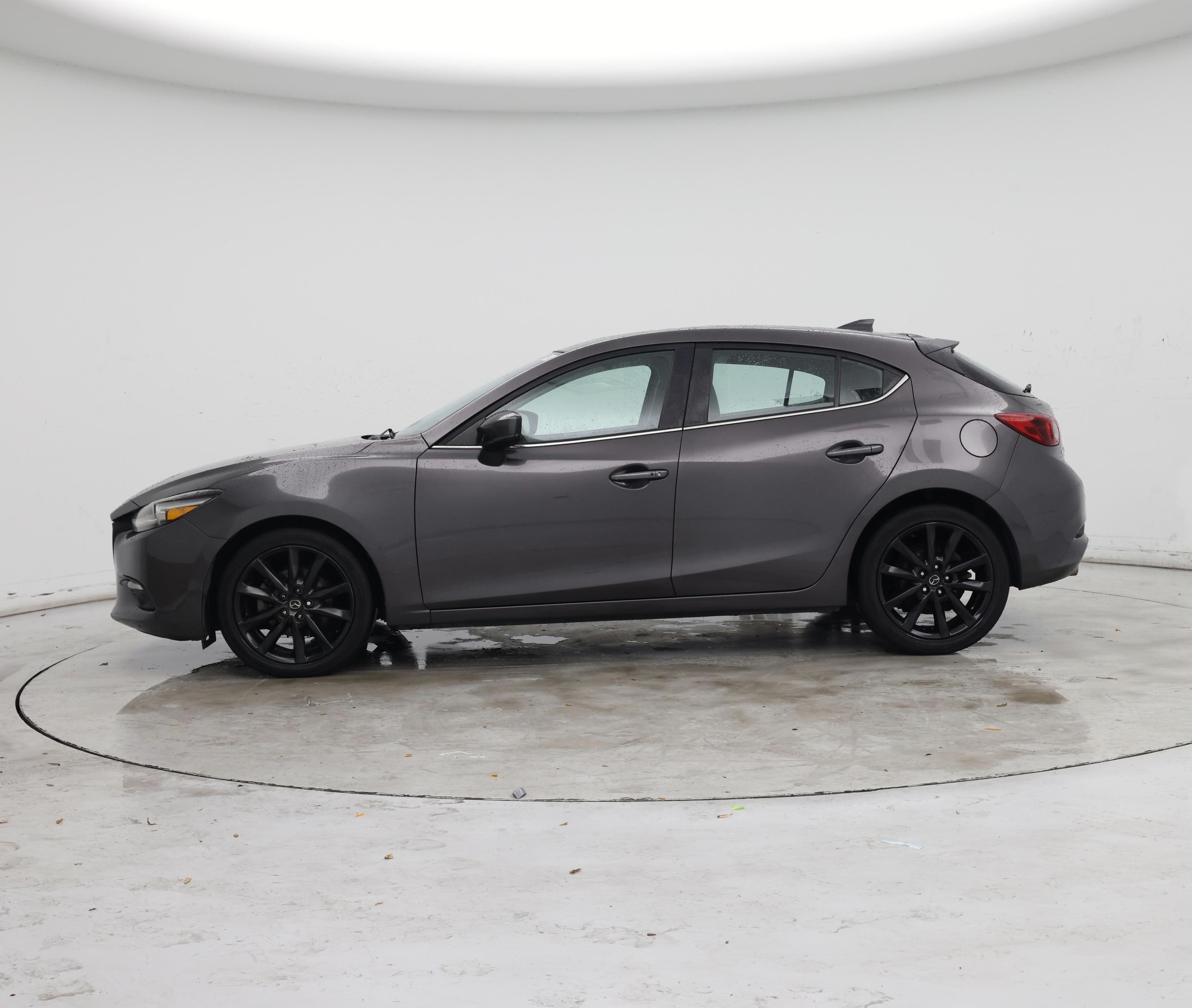 Thumbnail: 2018 Mazda Mazda3 - 3