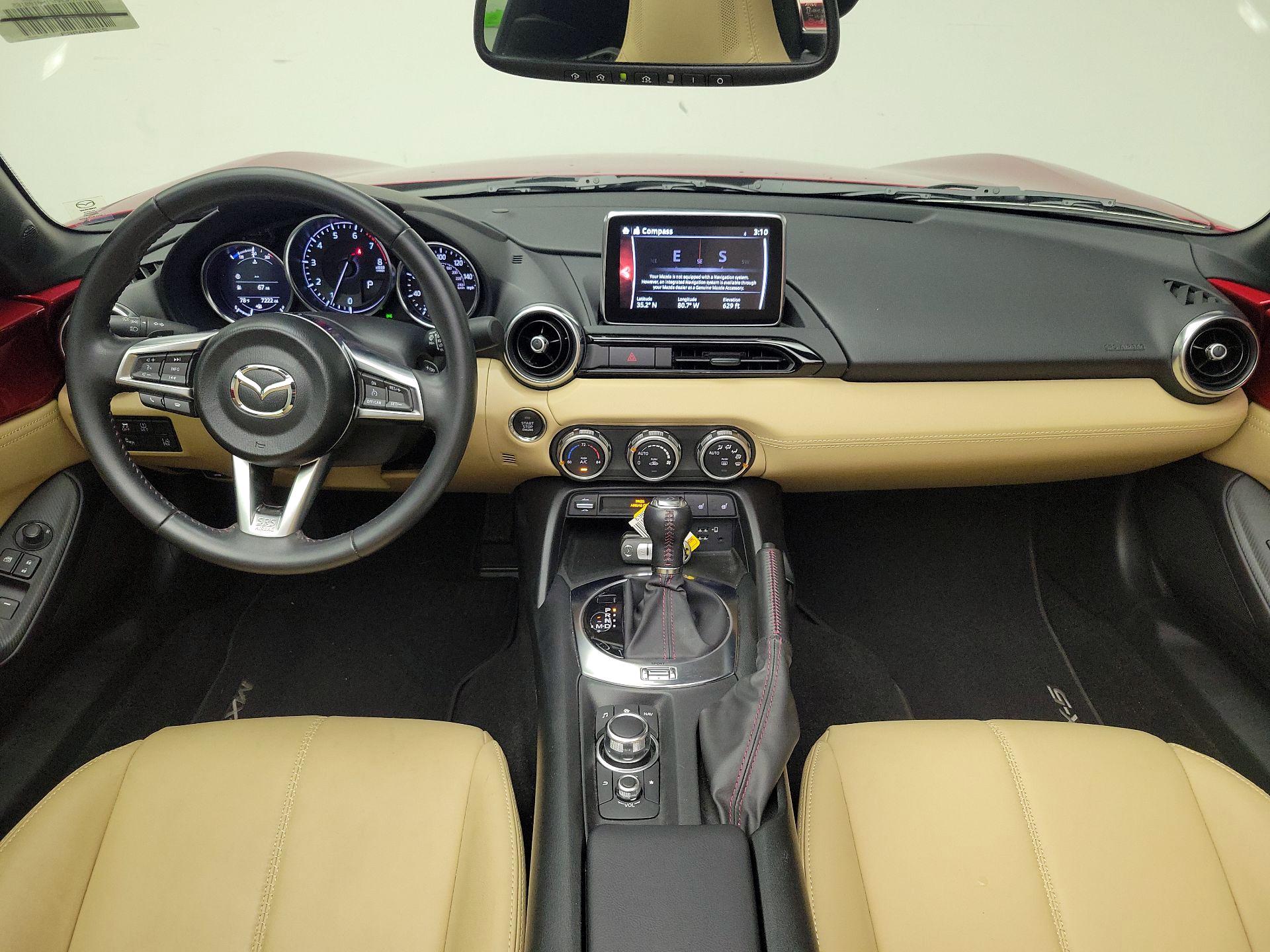 Thumbnail: 2017 Mazda MX-5 Miata - 9