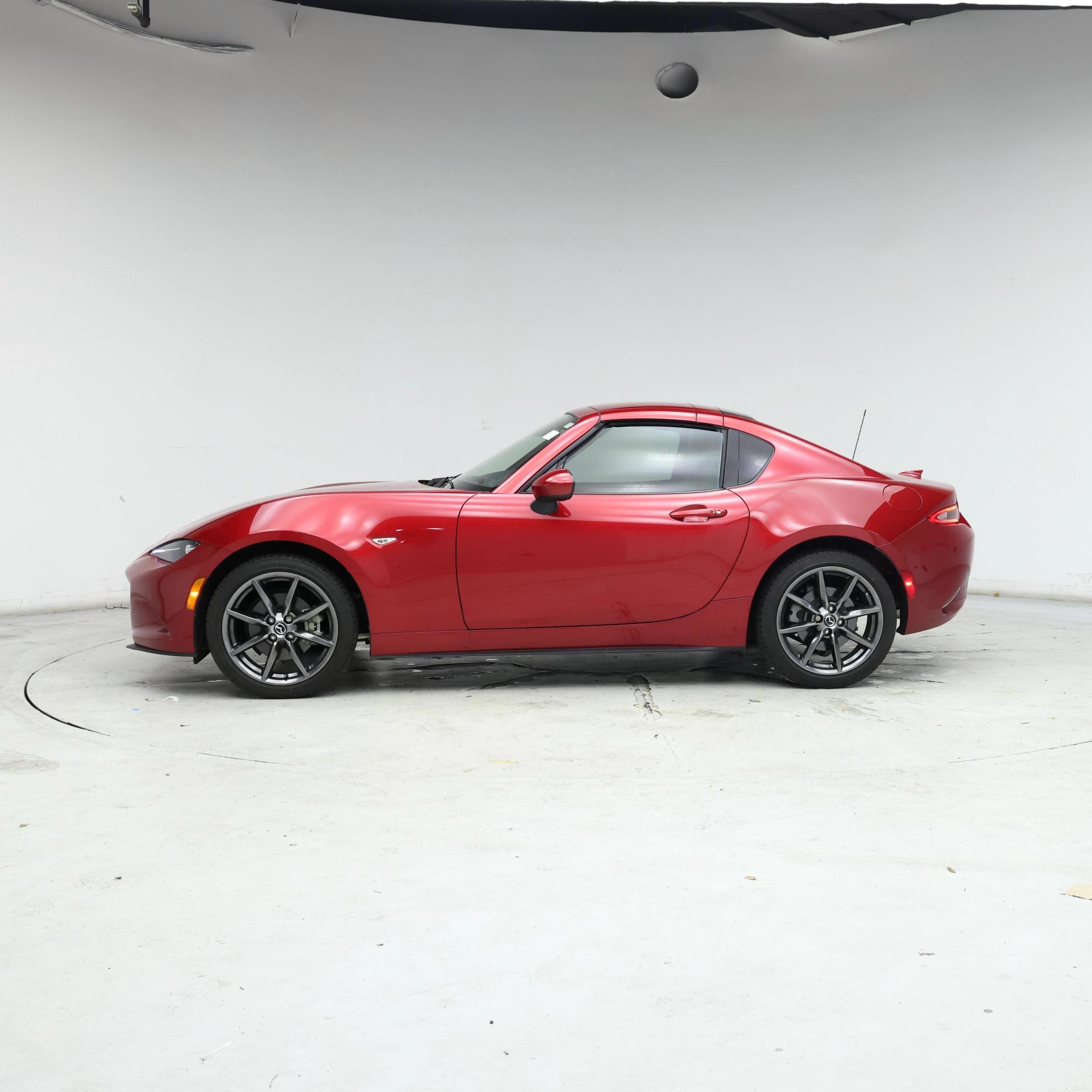 Thumbnail: 2017 Mazda MX-5 Miata - 3